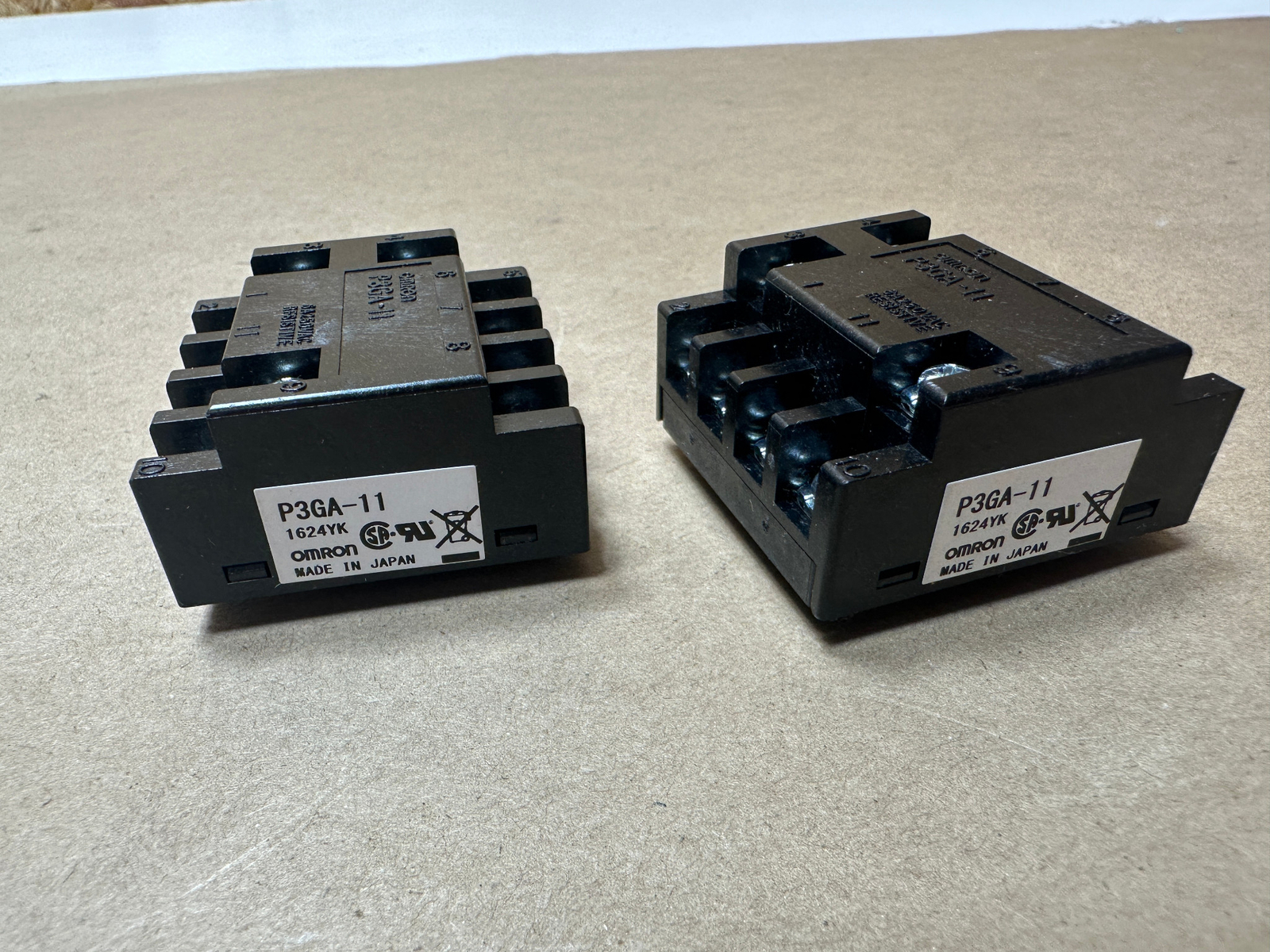 2x Pack New Omron P3GA-11 Solid State Relay Connecting 11 Pin Socket Block
