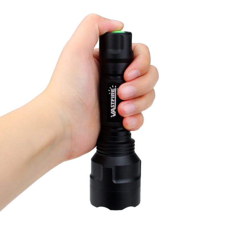800Yards Hunting Red Light LED Flashlight Torch Scope Mount Coyote Hog Varmint