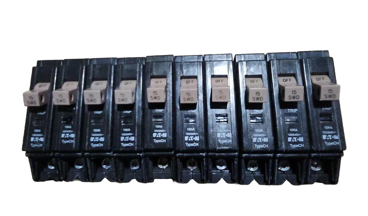 USED LOT OF 10 Eaton Cutler-Hammer CHF115  15 Amp 1 Pole Type CH LOT OF 10