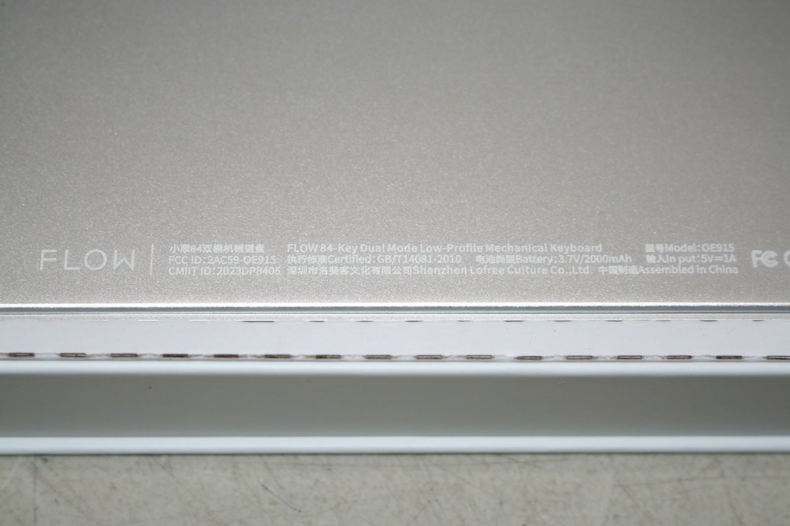 LOFREE Flow 84-Key Dual Mode Low Profile Mechanical Keyboard - White