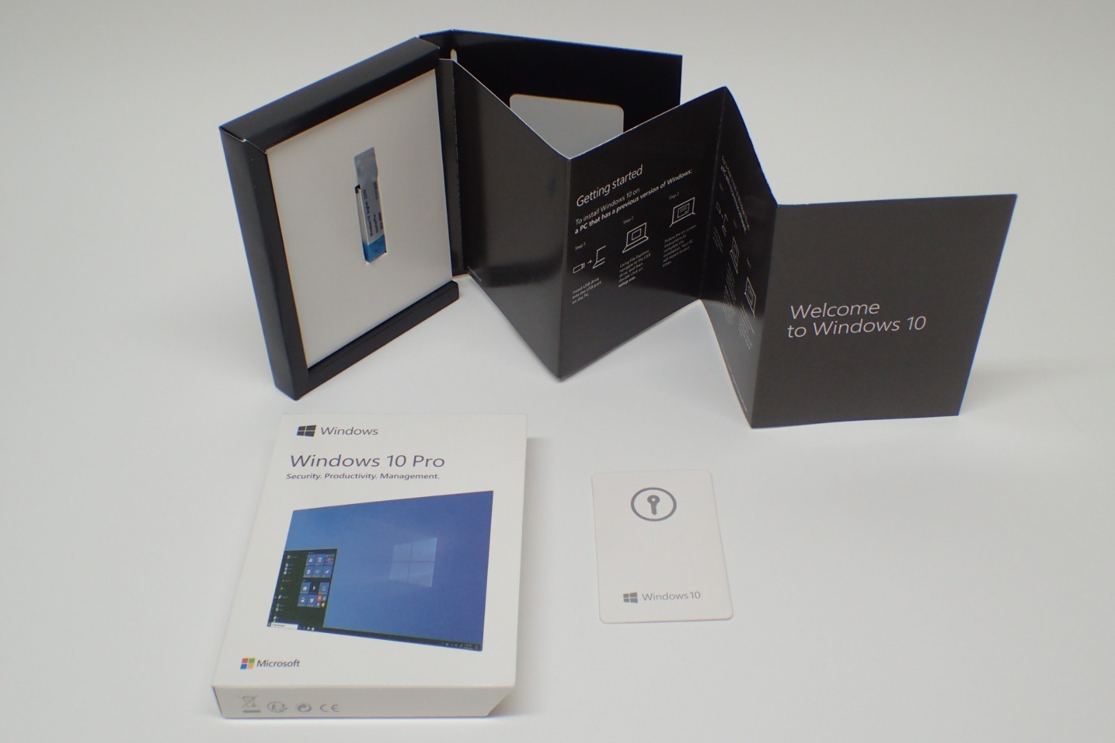 Microsoft Windows 10 Pro Professional Kit Retail Key USB Box 5 PACK Kit