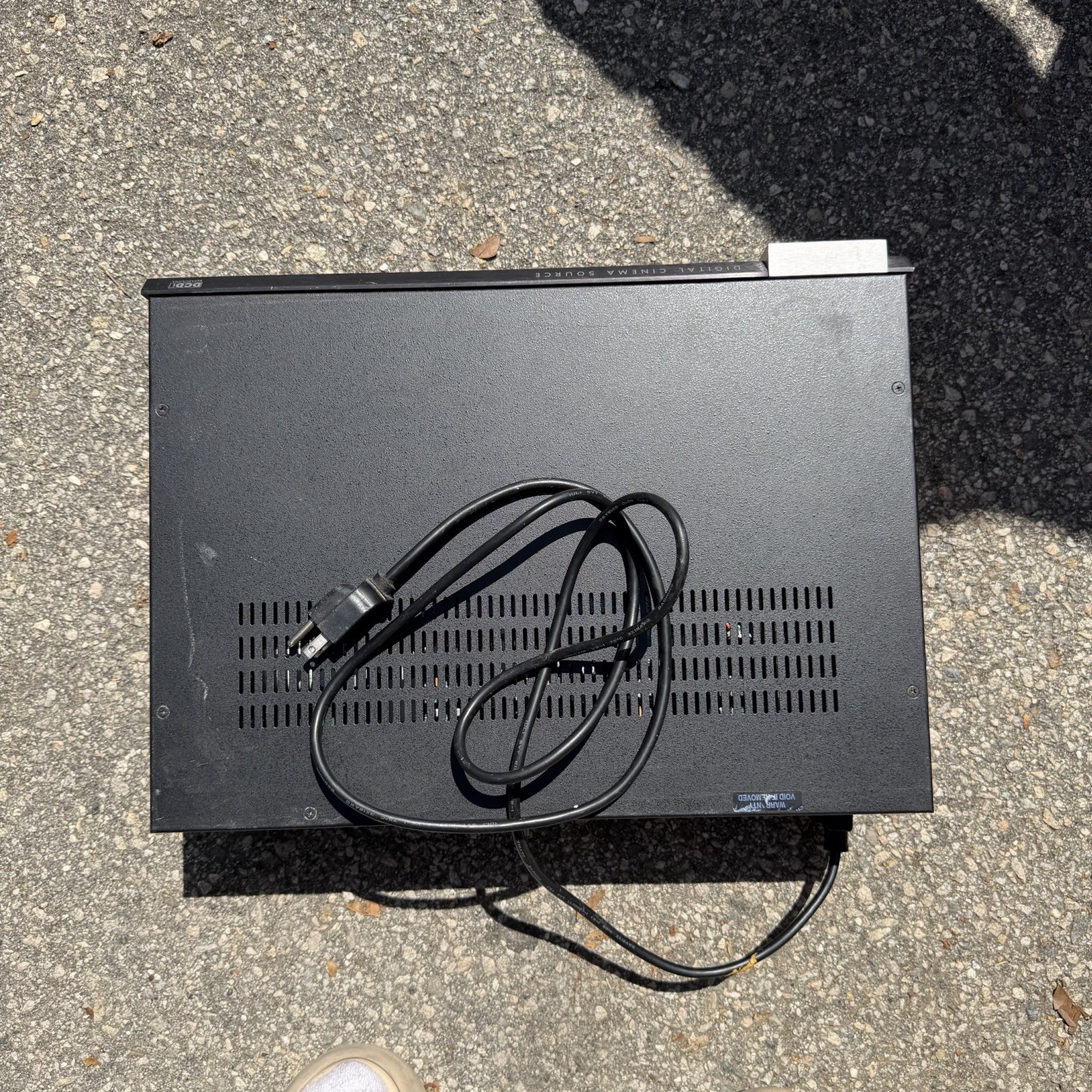 Faroudja NRS-DCS Digital Cinema Source DVD Video Processor