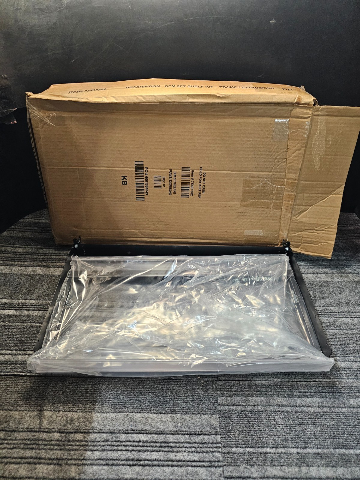 75407382 CFM 2ft Pack Shelf Frame/ Extrusions Black  *PICTURED ITEM ONLY*