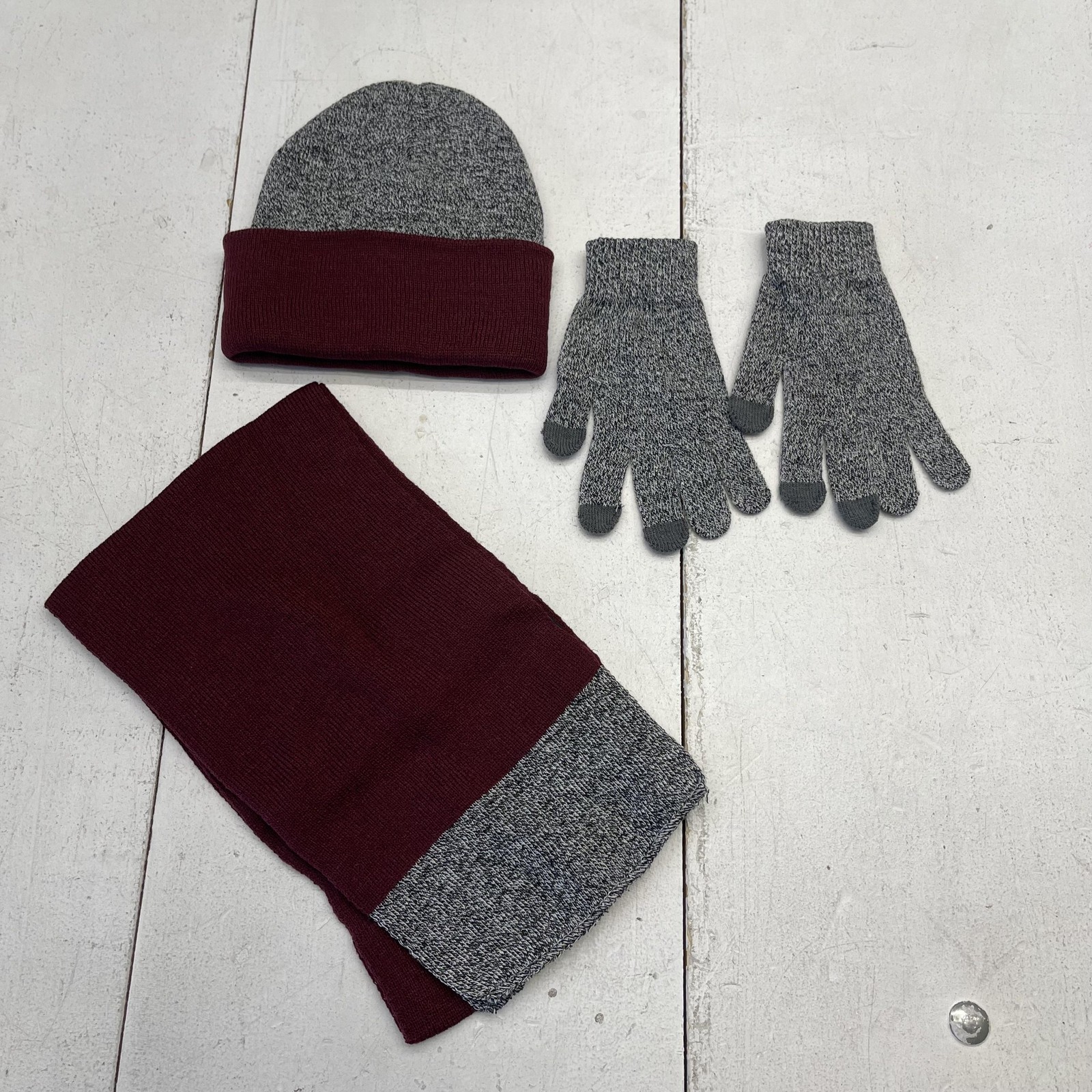 Hat Beanie Scarf Gloves Set Mens One Size Red Gray Knit Winter Warm Cold Weather