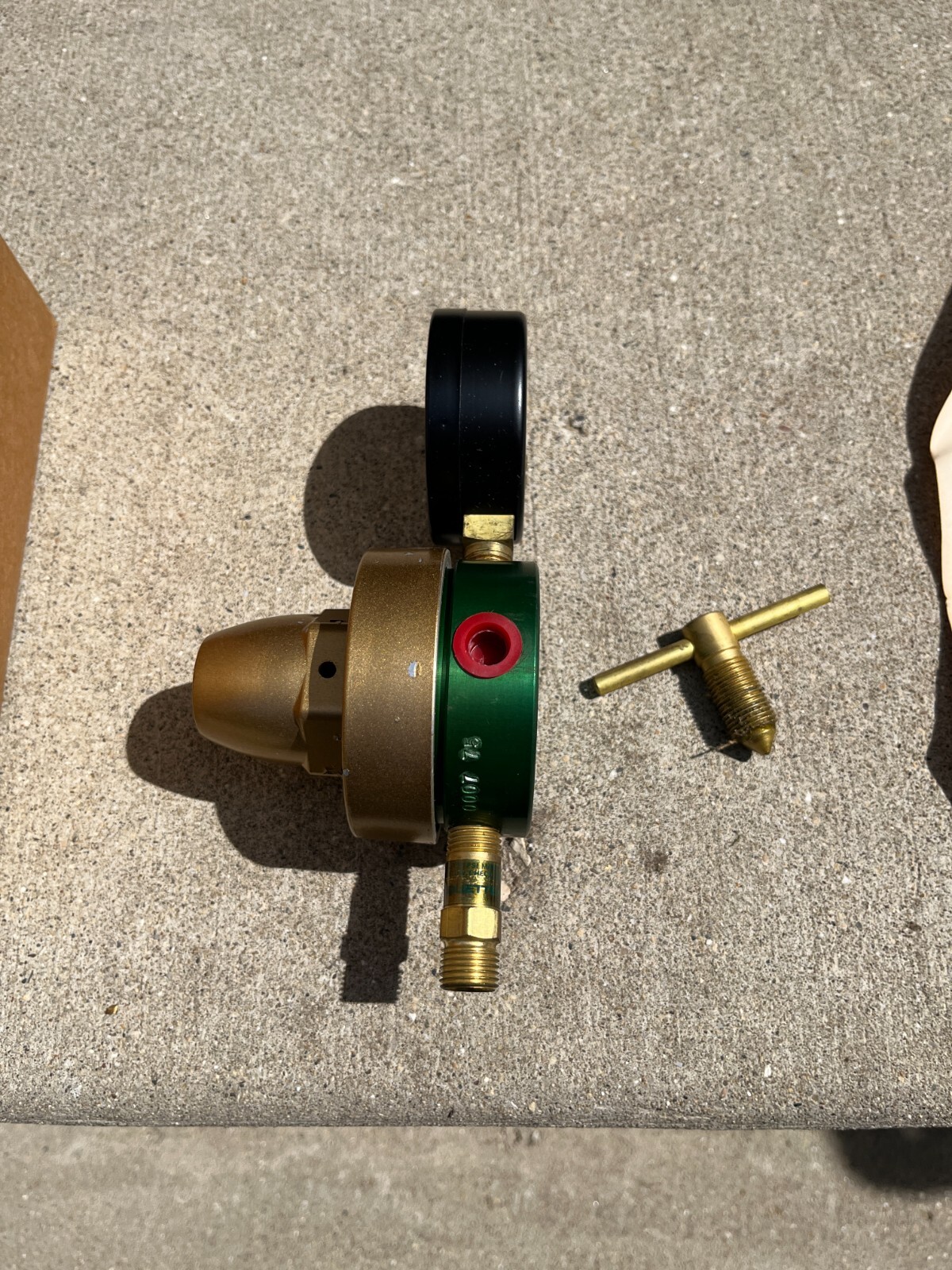 Marquette Oxygen Line Regulator Model 25-510