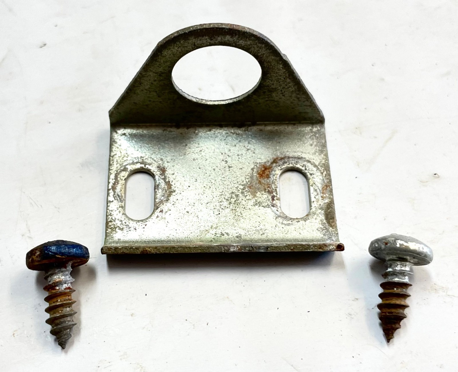 72-81 Jeep CJ glove box latch catch CJ5 CJ7 AMC door with mounting screws