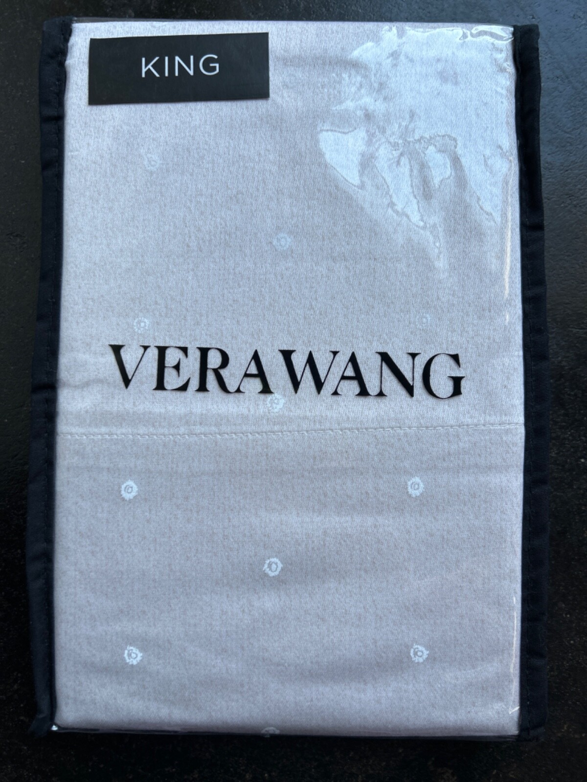 Vera Wang Luxurious Satin Wave Two King Pillowcases Eyelet Dusty Pink 300 Thread