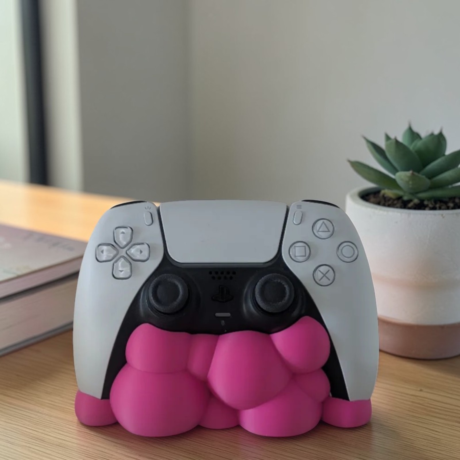 PS5 Controller Stand Pink Bubble Character Holder Cute Gamer Desk Display Dock