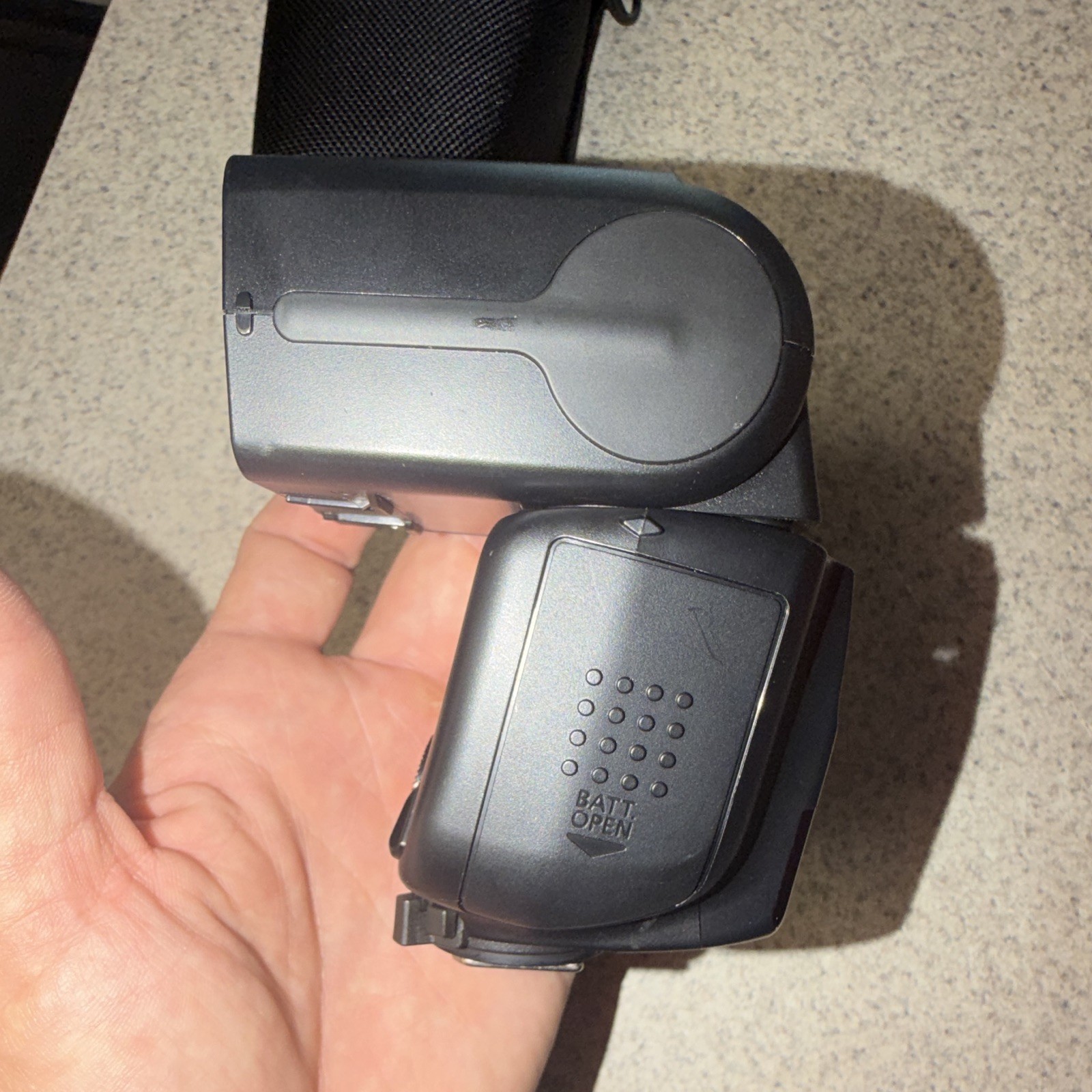 Canon Speedlite 430EX III-RT Hot Shoe Strobe Flash w/ Case AF Assist Diffuser