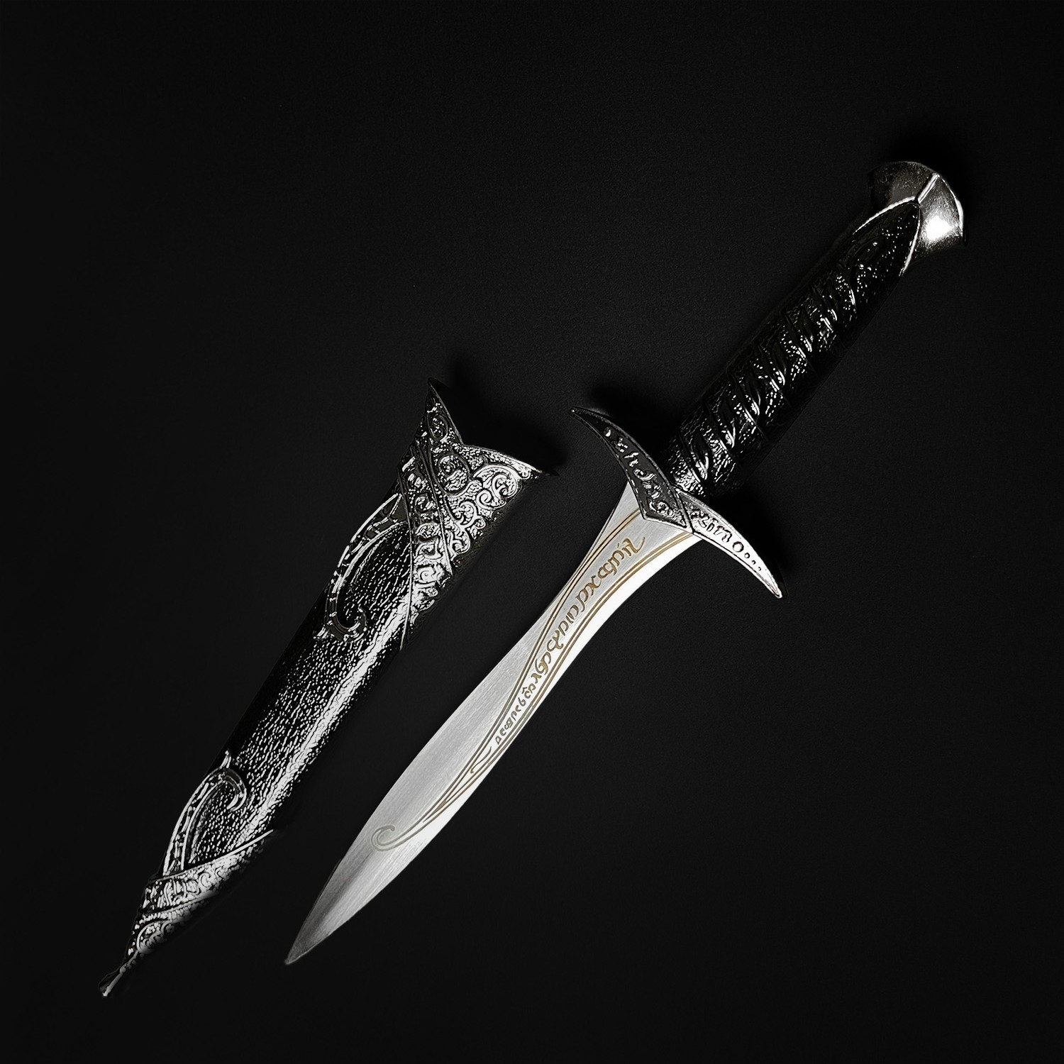 Fantasy Edge 11" the Hobbit Fantasy Black Sword Dagger Replica (Sting)