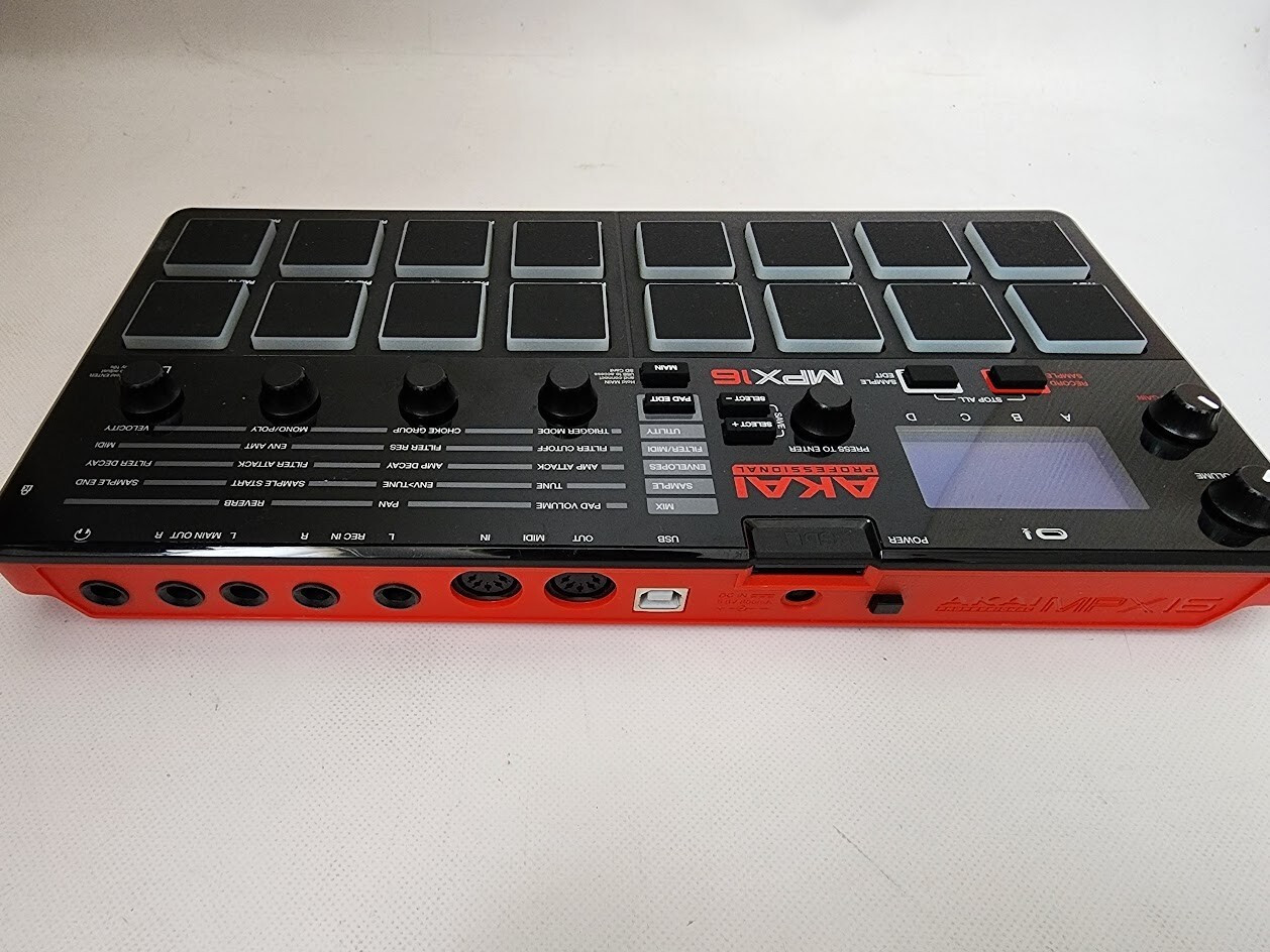 Akai MPX16 Drum Sampler Trigger | Recorder Player