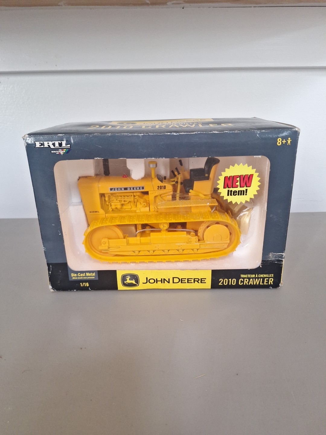 1/16 John Deere 2010 Diesel Yellow Crawler ERTL Diecast 15634 1962-1965 8 speed