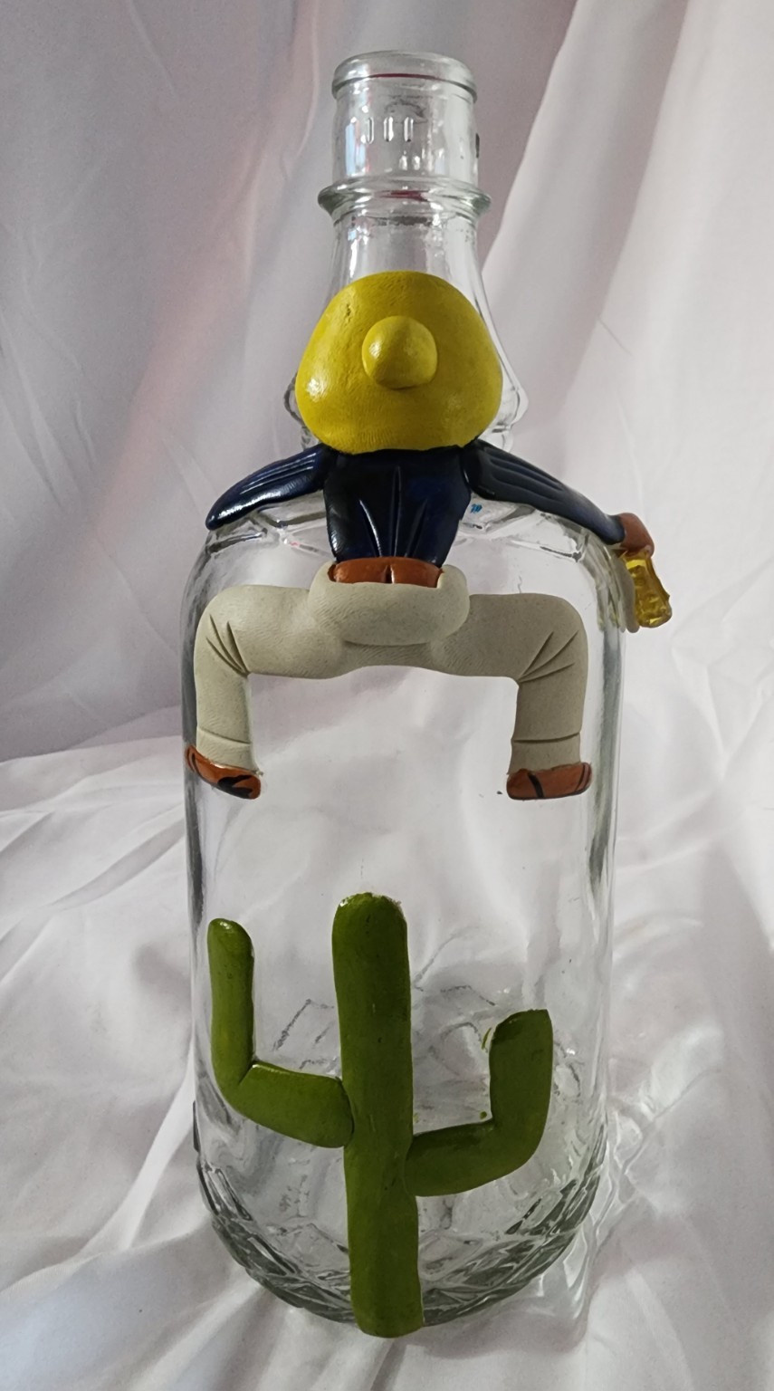 Mexico Clear Glass Liquor Bottle w/ Cactus & Sombrero Man Figure Decor