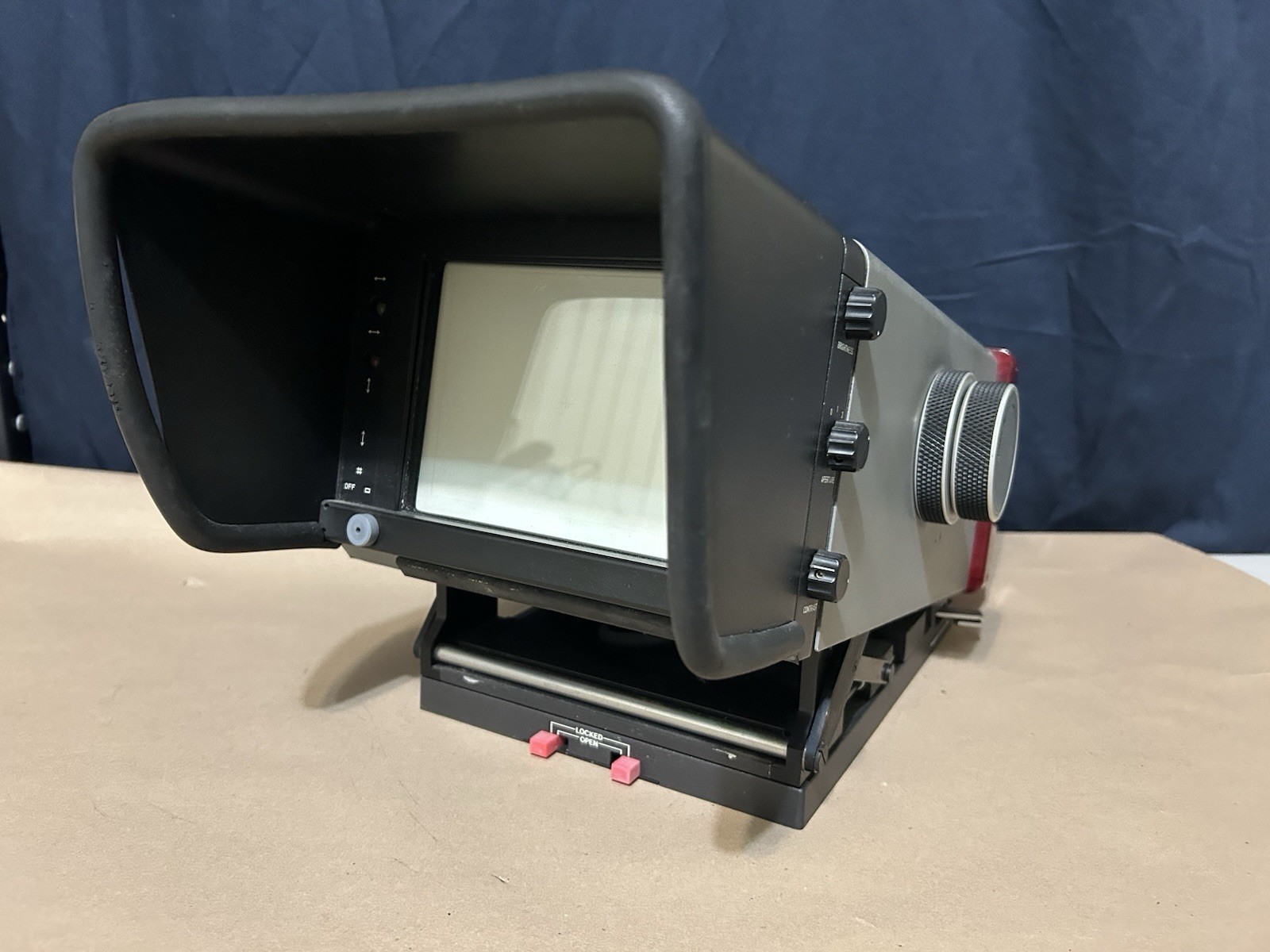 BTS LDK 4016 Viewfinder Broadcast Television Systems