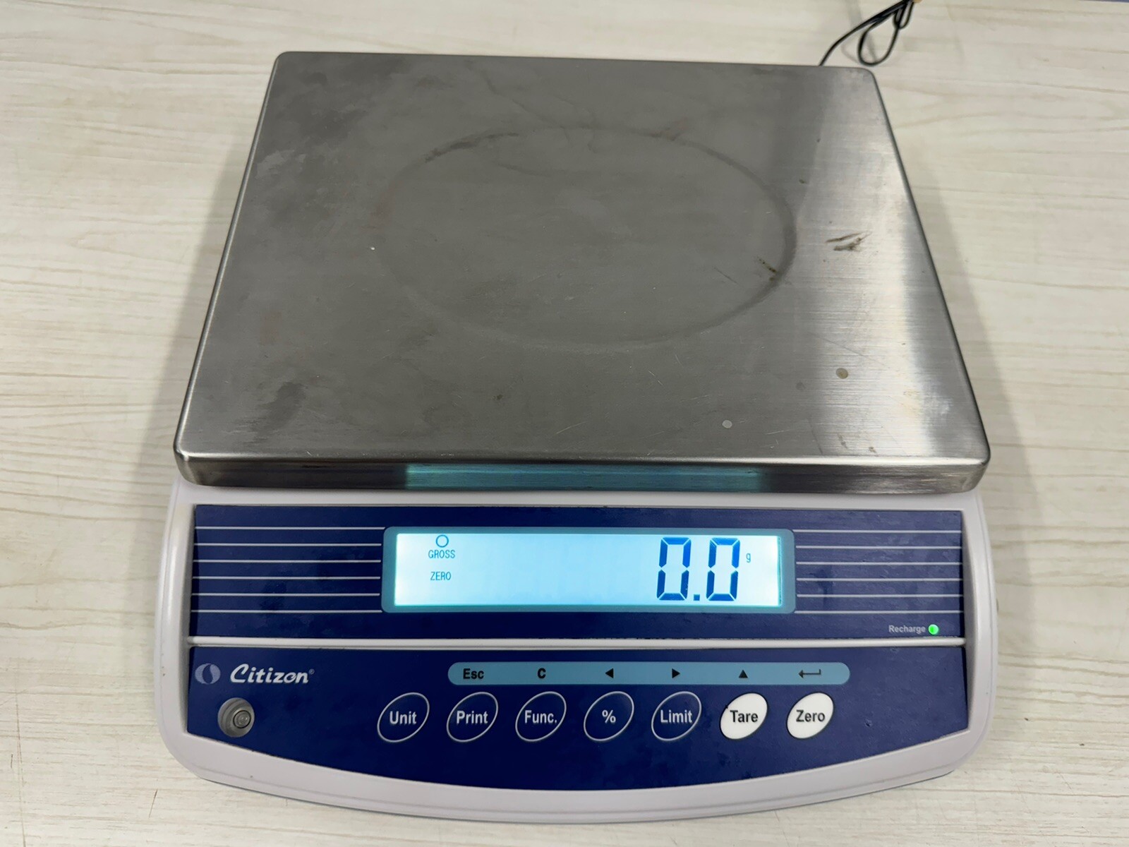 Citizen CTG-6H Compact Bench Scale With 6 Kilogram Capacity