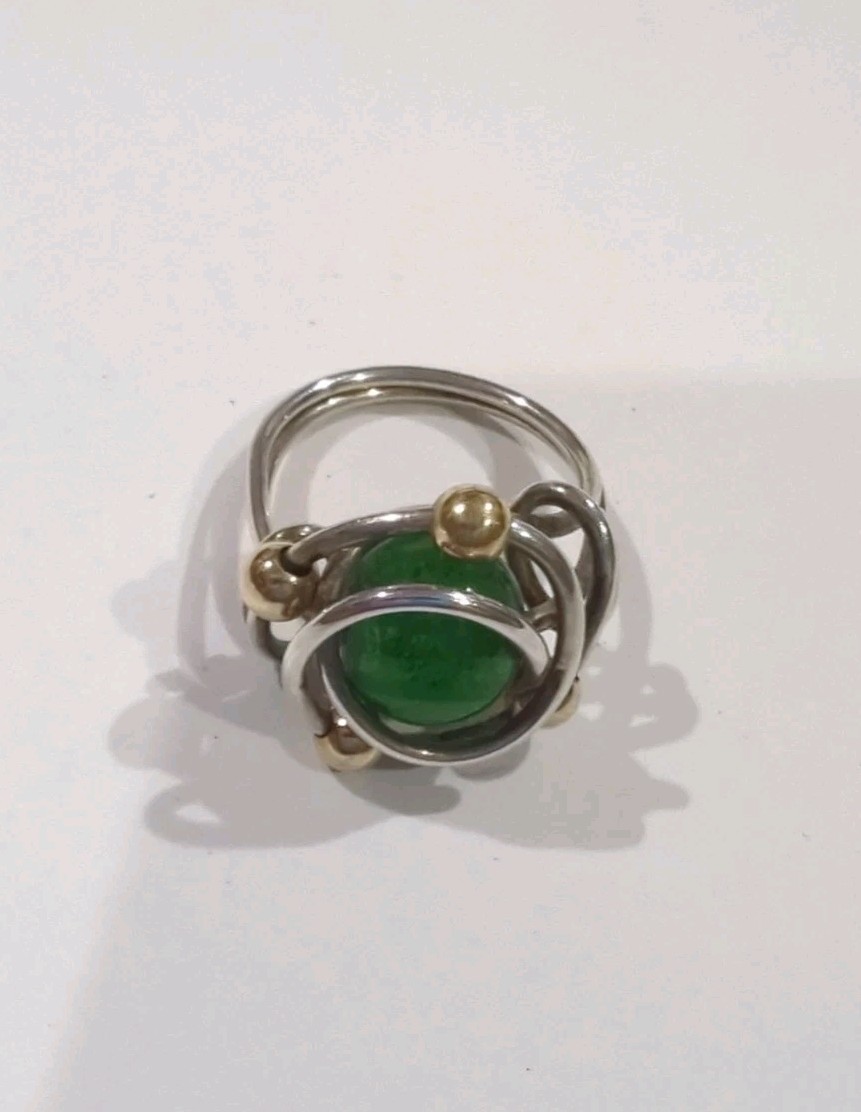 7.5 Size Artisan sterling silver ring with a Green glass Bead