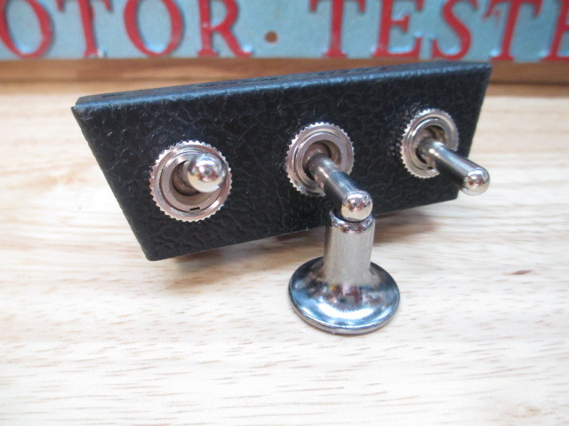 RAT ROD TOGGLE SWITCH SET UP VINTAGE OLD DASH INSTRUMENT CLUSTER PANEL SCTA 25A