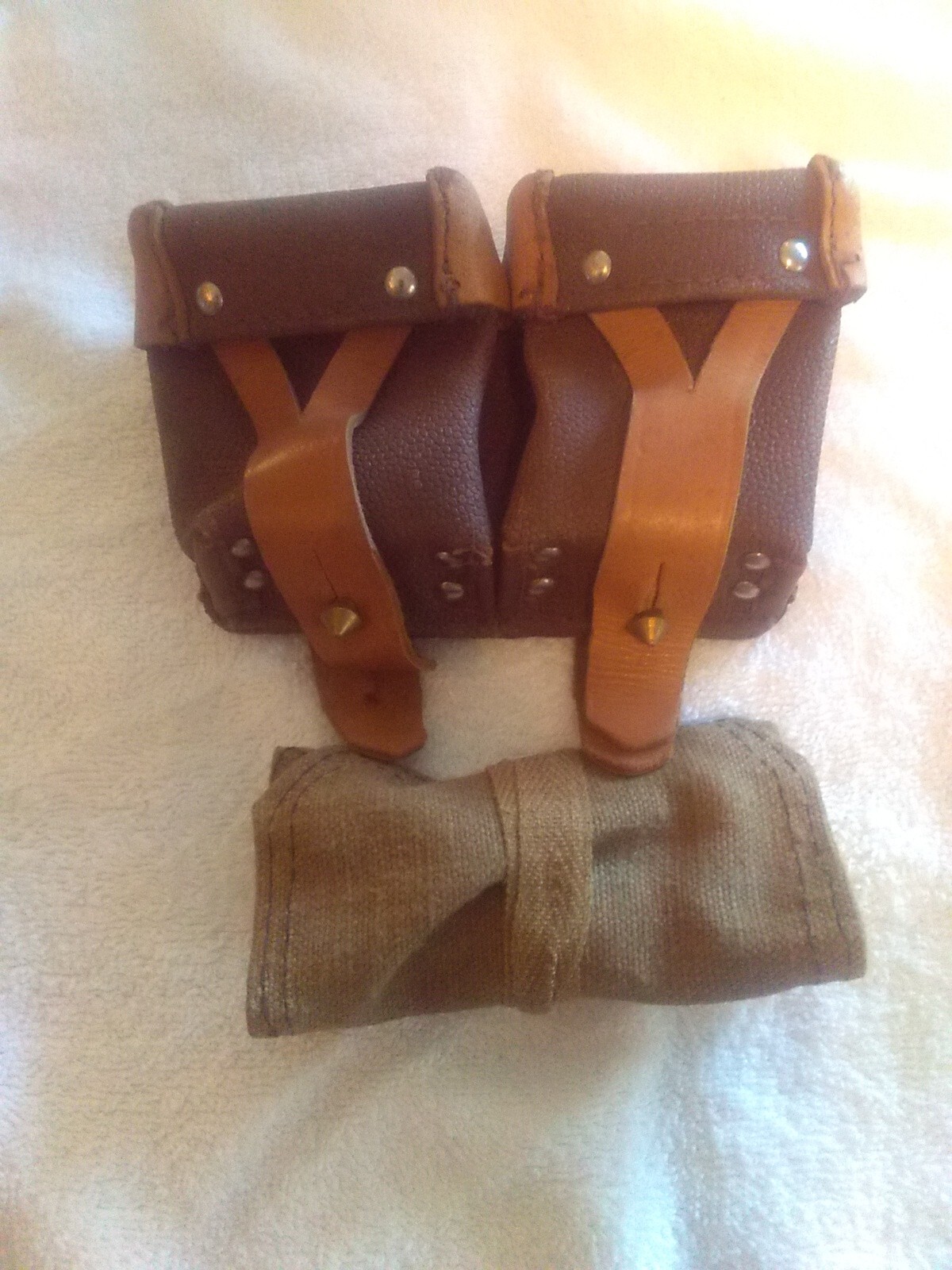 Mosin Nagant 7.62X54R ammo pouch w/6 stripper clips & cleaning kit 7.62X54