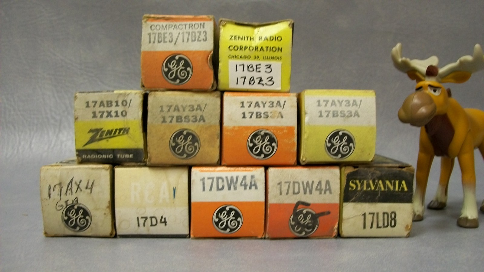 17AB10/17X10, 17AY3A/17BS3A, 17AX4GTA, 17DW4A, & more Vacuum Tubes Lot of 11
