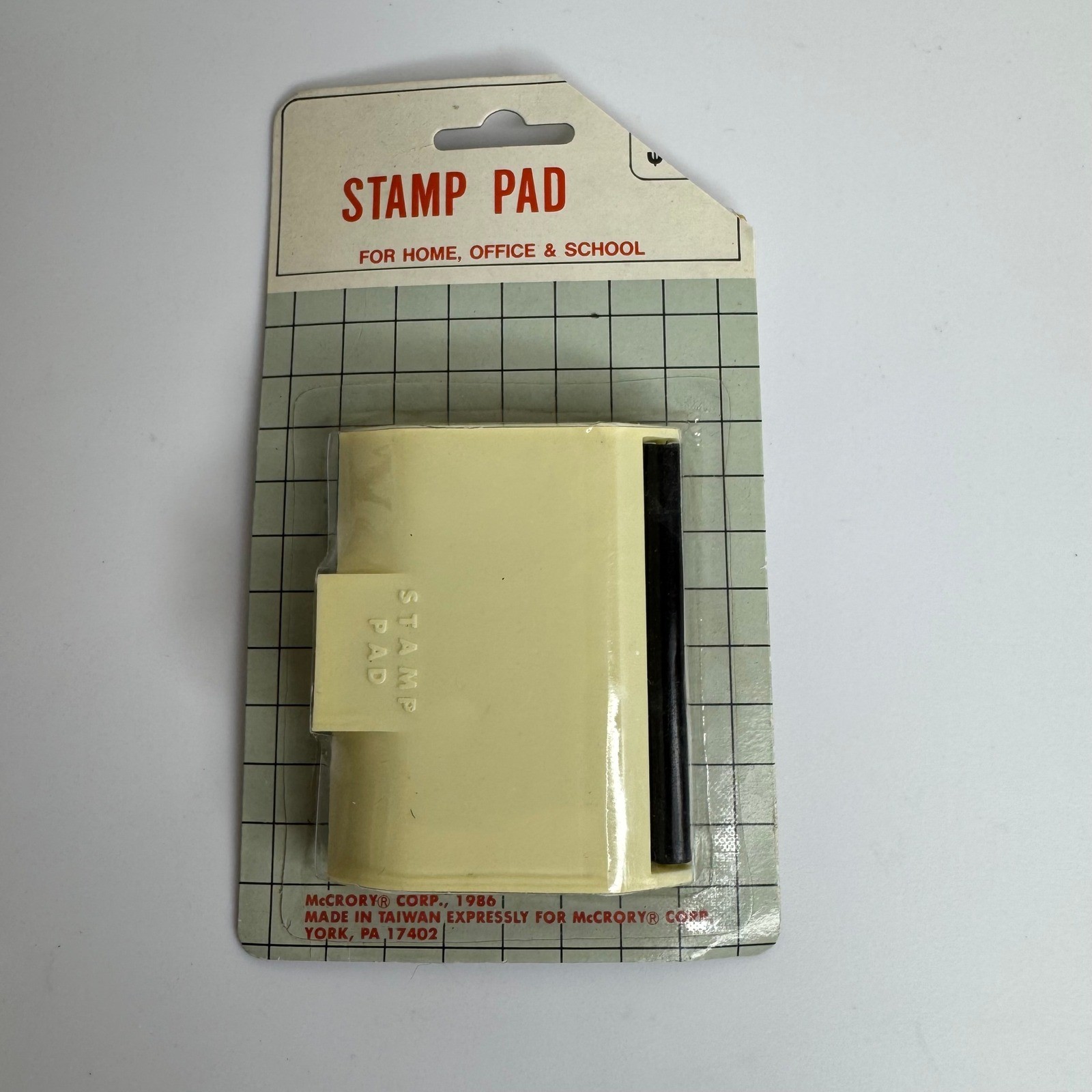 Vintage 1986 McCrory Corp Ink Stamp Pad Cream Case New in Package Made in Taiwan