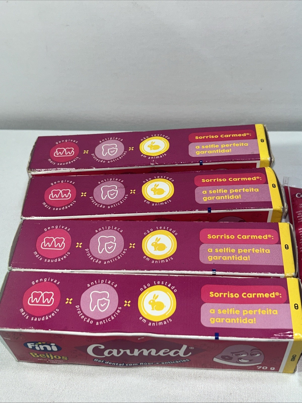 5 New Carmed Fini Beijos Strawberry Toothpaste, 1 Missing Box