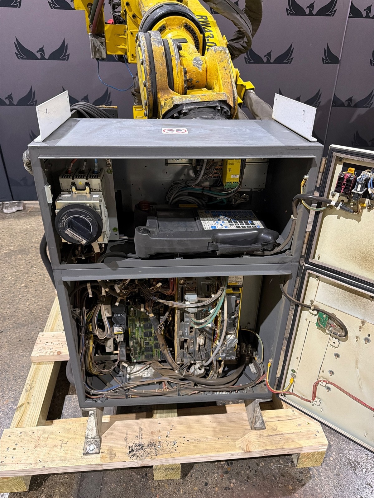 FANUC R-2000iB/210F Complete w/ R-30iB Controls USED