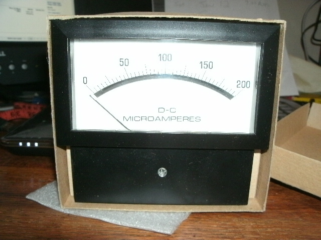 EIL Beede type 4-02 range and scale   microamperes  Meter 0 - 200 DC Amperes NEW