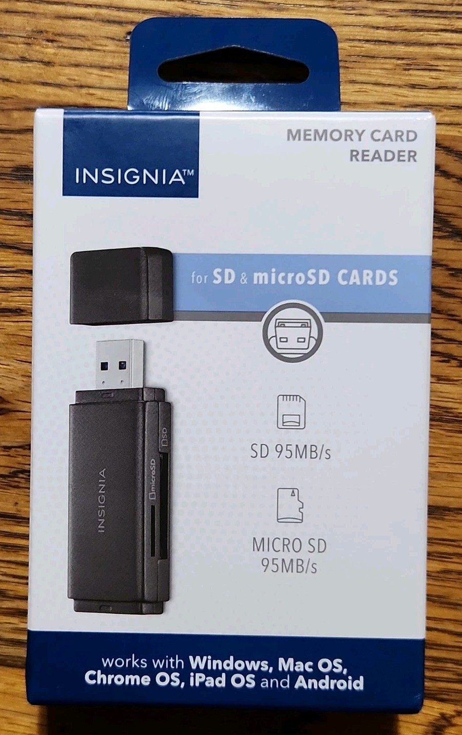 Insignia USB 3.0 SD microSD Memory Card Reader for Laptops Desktops Mac PC black
