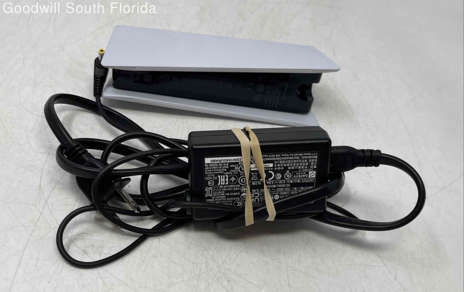 Sony Model CFI-ZDS1 PlayStation 5 DualSense Charging Station White Not Tested