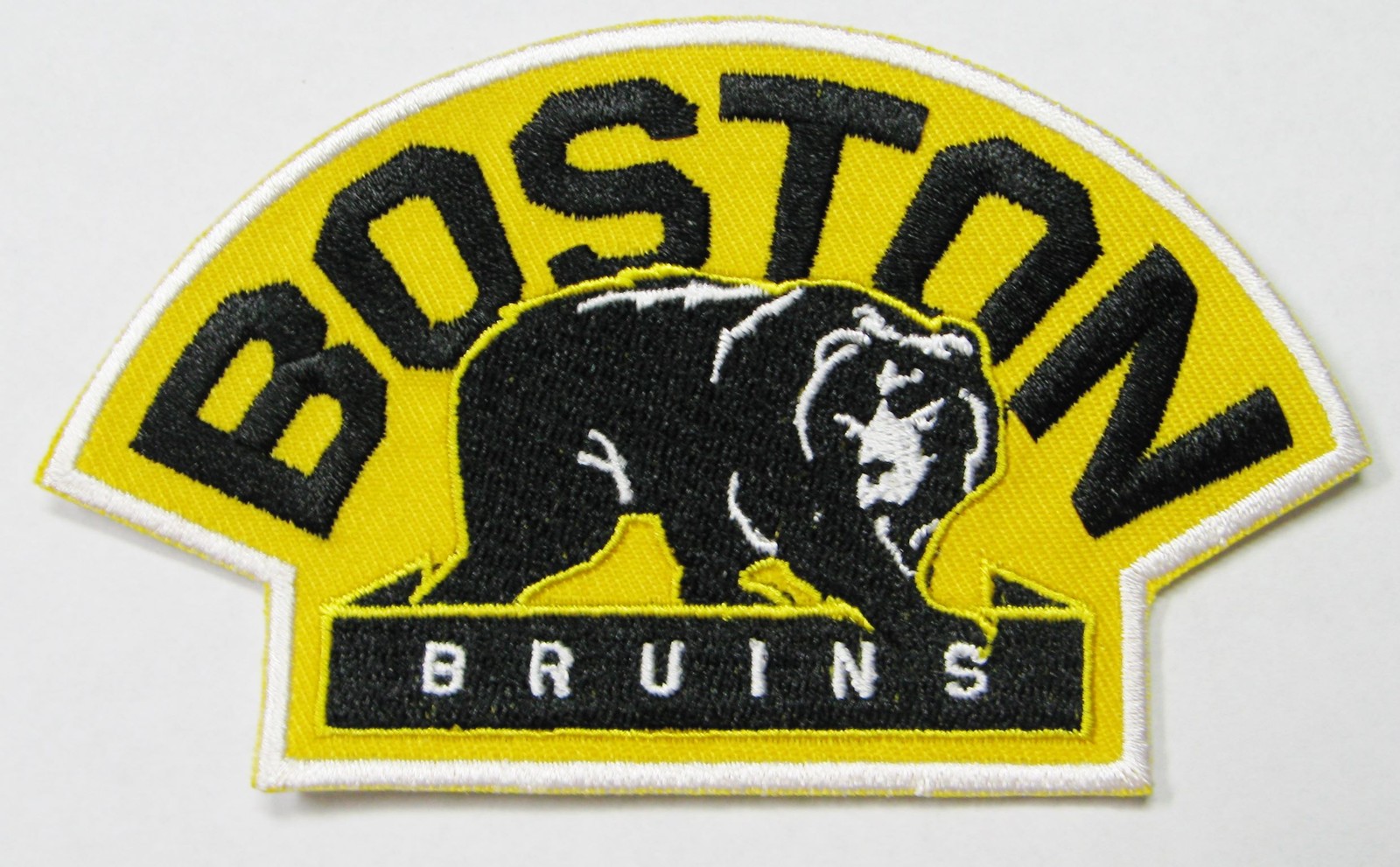 LOT OF (1) HOCKEY BOSTON BRUINS WITH THE BEAR PATCH PATCHES ITEM # 72