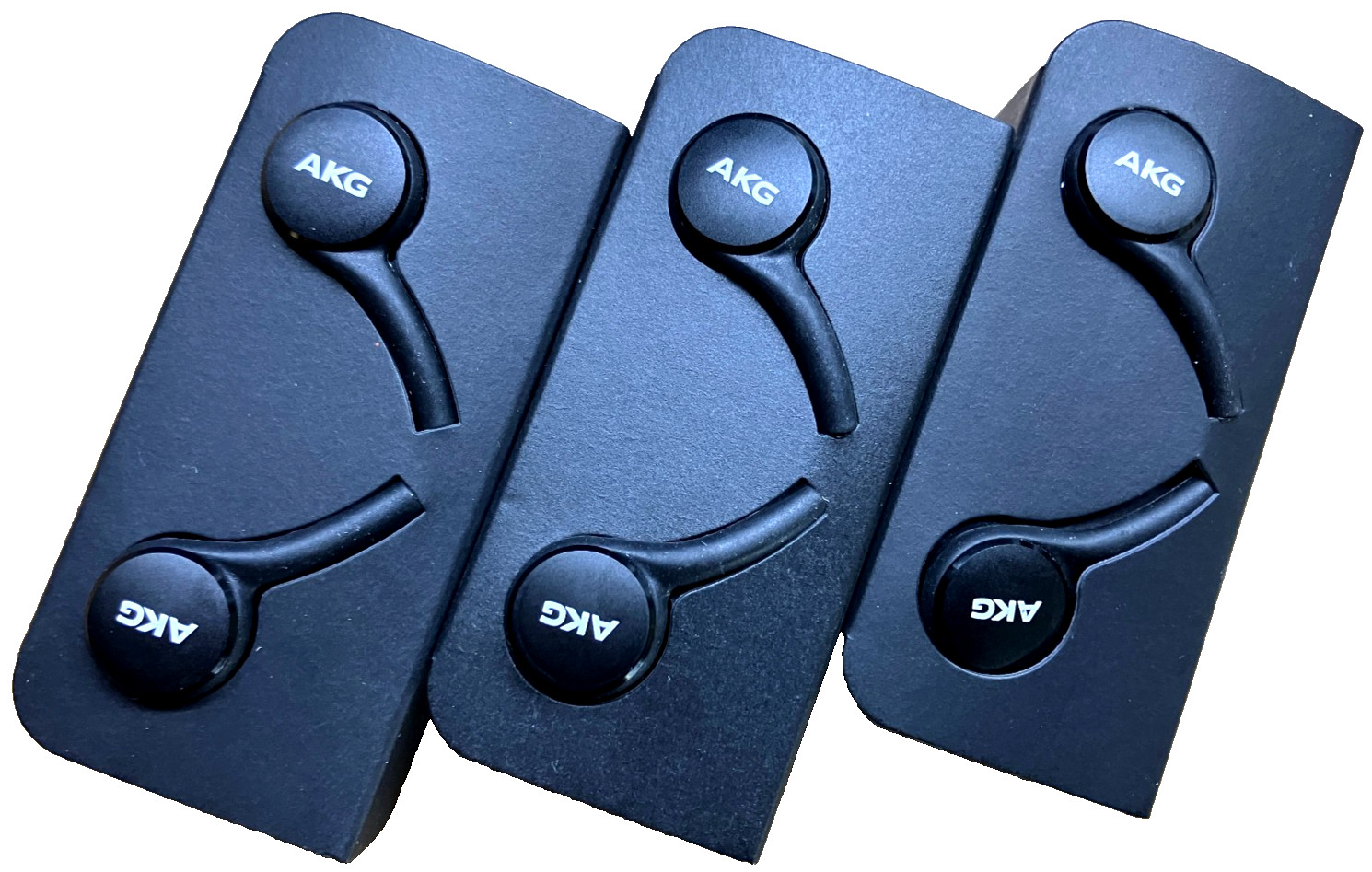 *Lot of 3pcs* AKG Stereo 3.5mm Headphone Plug Earbuds With Mic (Black) EO-IG955