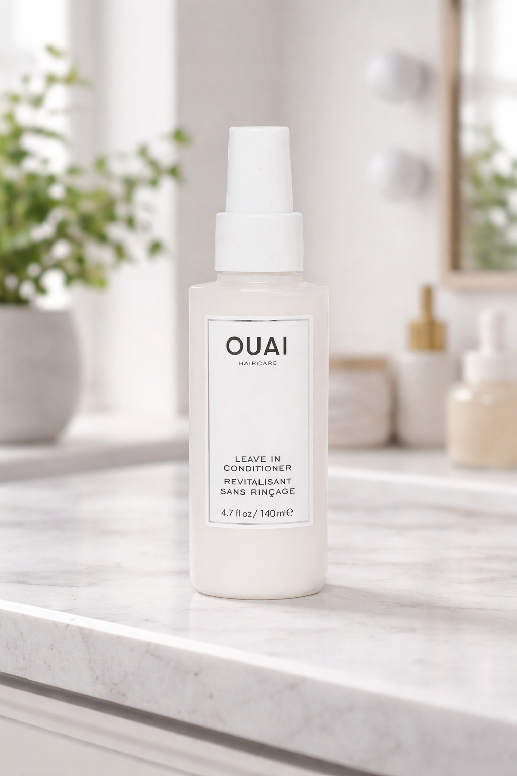 Brand OUAI Detangling and Frizz Fighting Leave In Conditioner 4.7 oz /140 ml