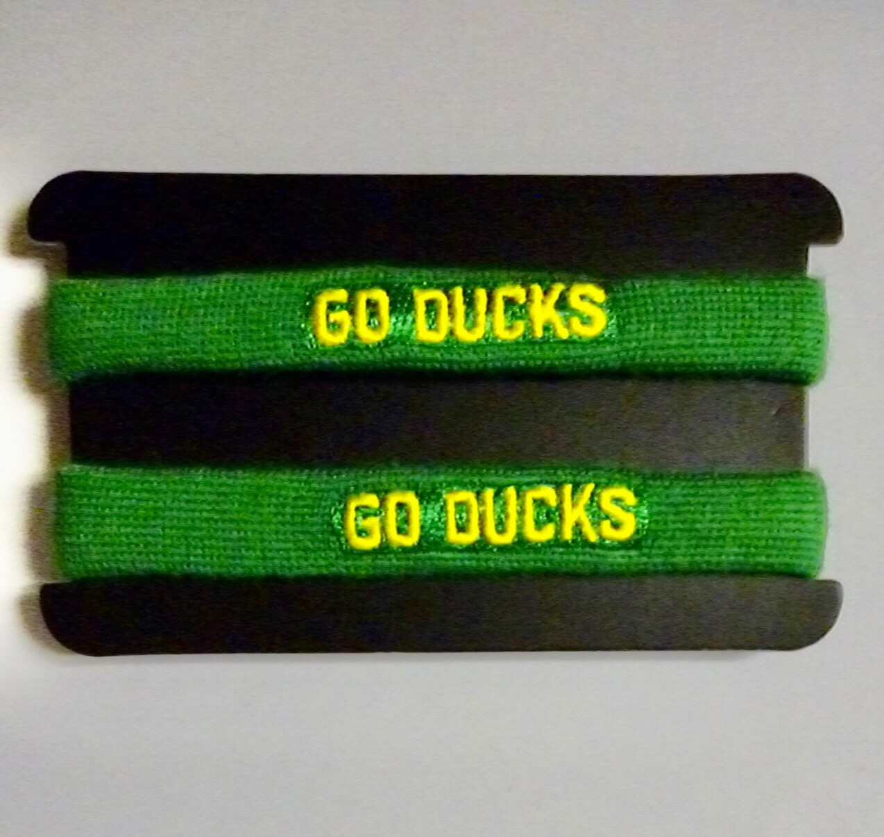 New GO DUCKS Nike Oregon Ducks Football Dri-Fit BICEP BANDS Green/Yellow Strike