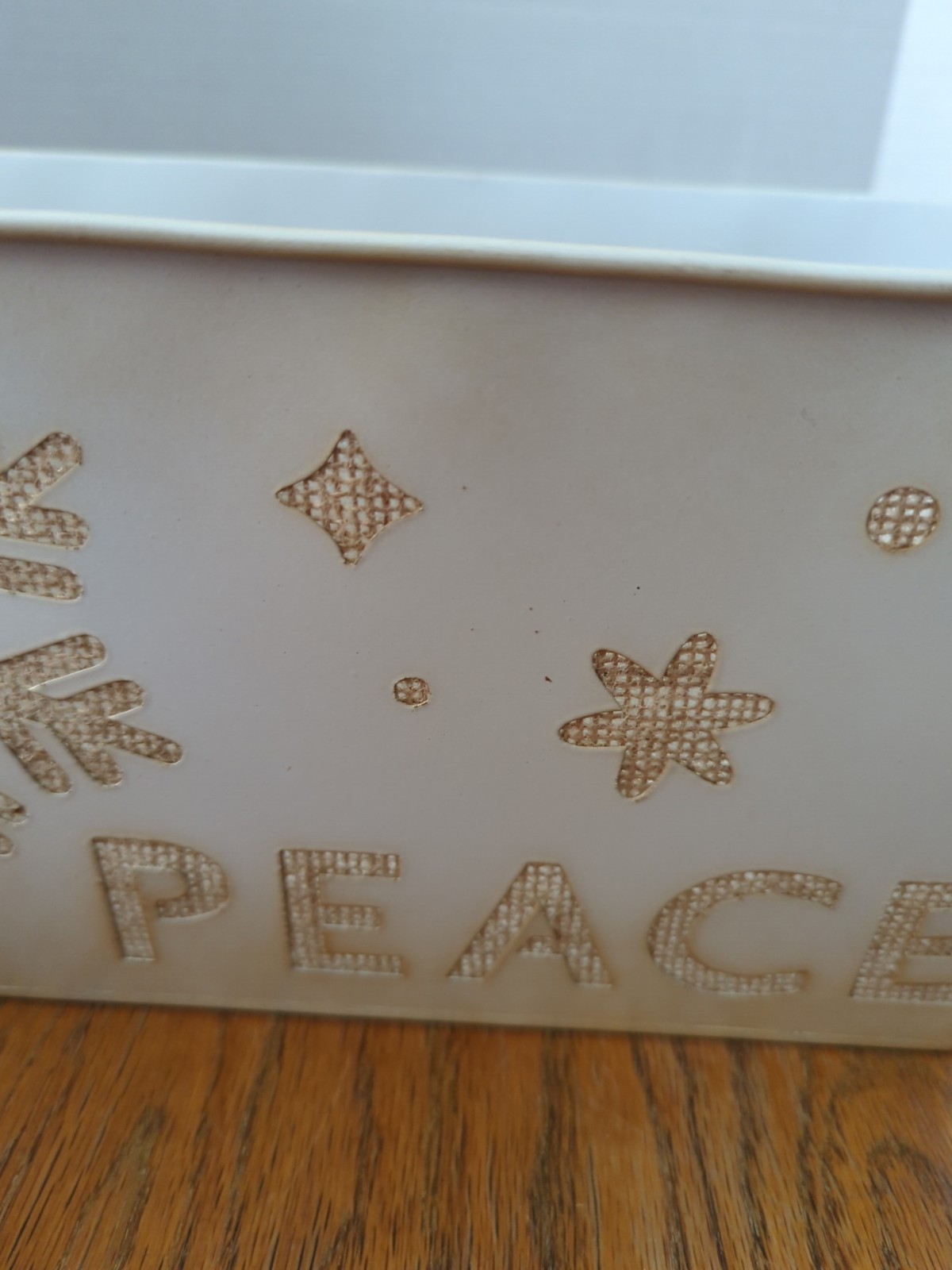 Tin Snowflake Peace White Planter/Gift Basket/ Home Decor