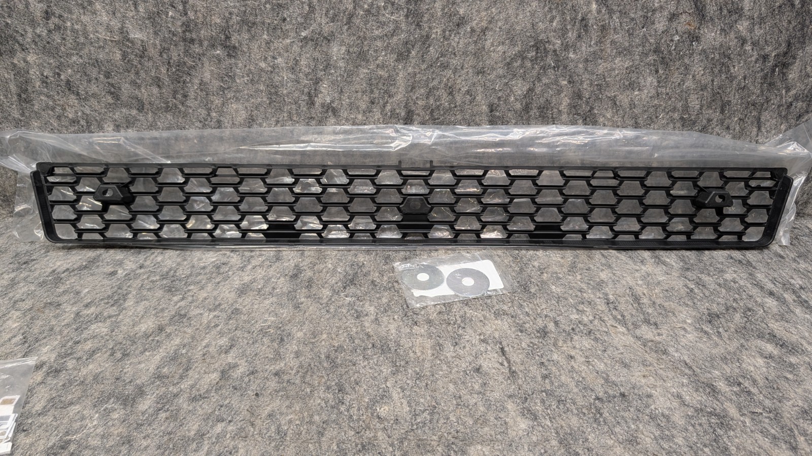 Lower Mesh Grille Insert for 2018-2021 Freightliner Cascadia - Black 🔥New🔥