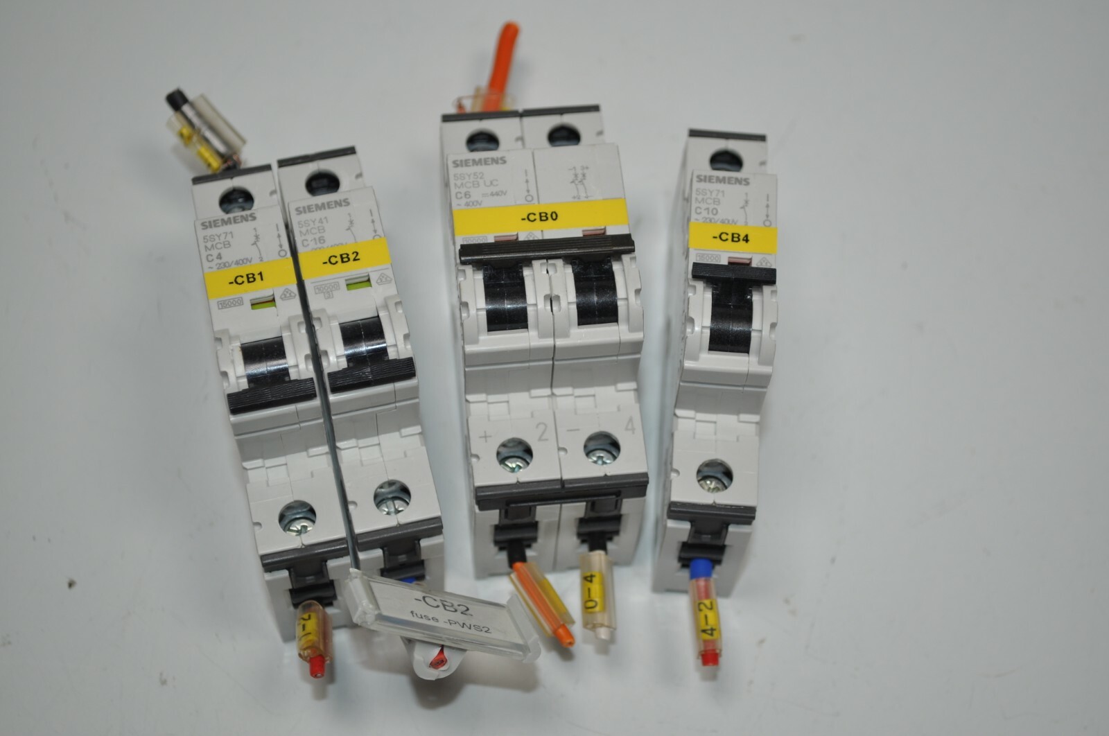 LOT of 5  Siemens Circuit Breaker Single Pole  pn#- 5SY71 MCB / 5SY7110-7