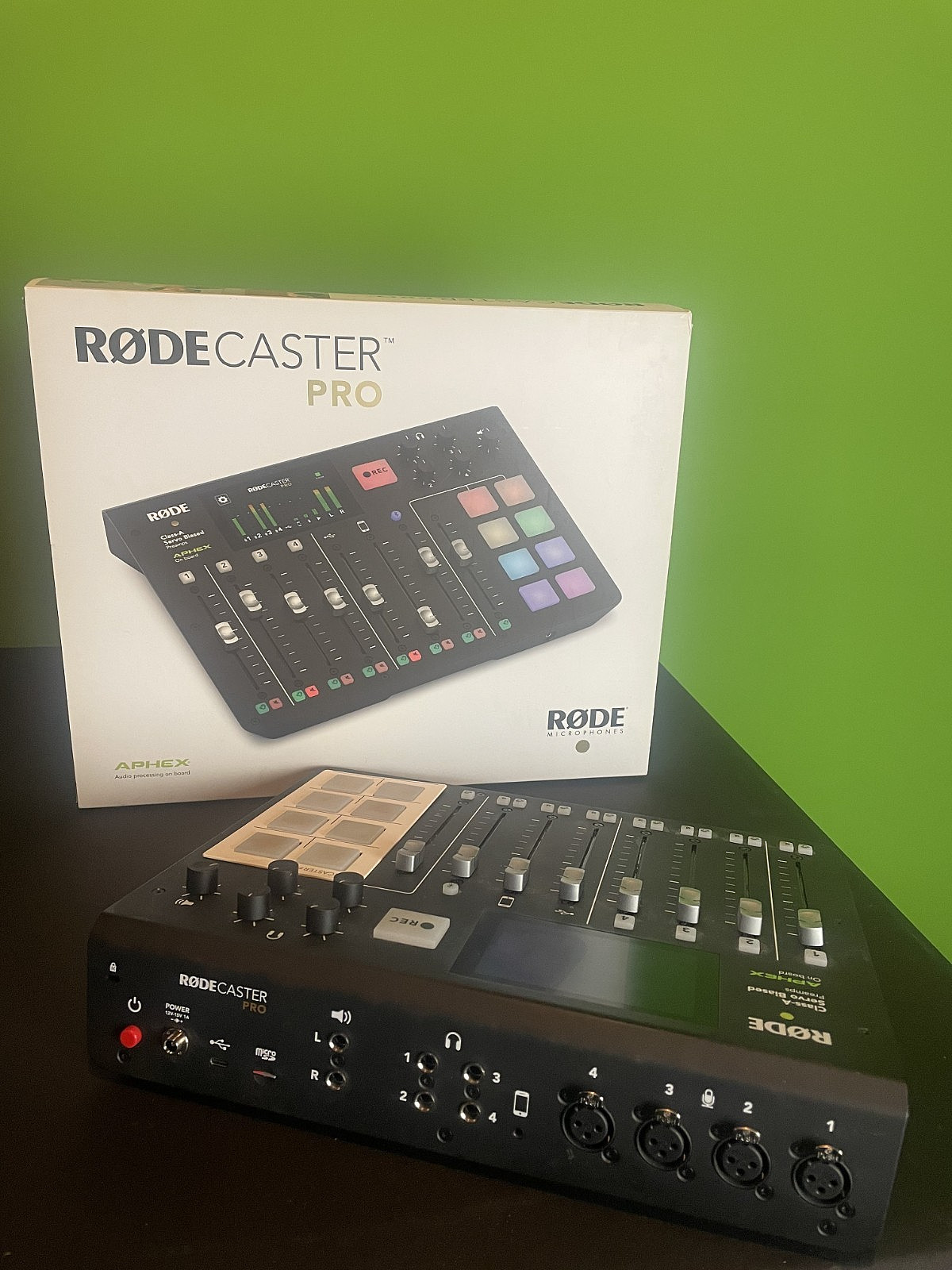 Used Rode Rodecaster Pro Podcast Production Studio, Black