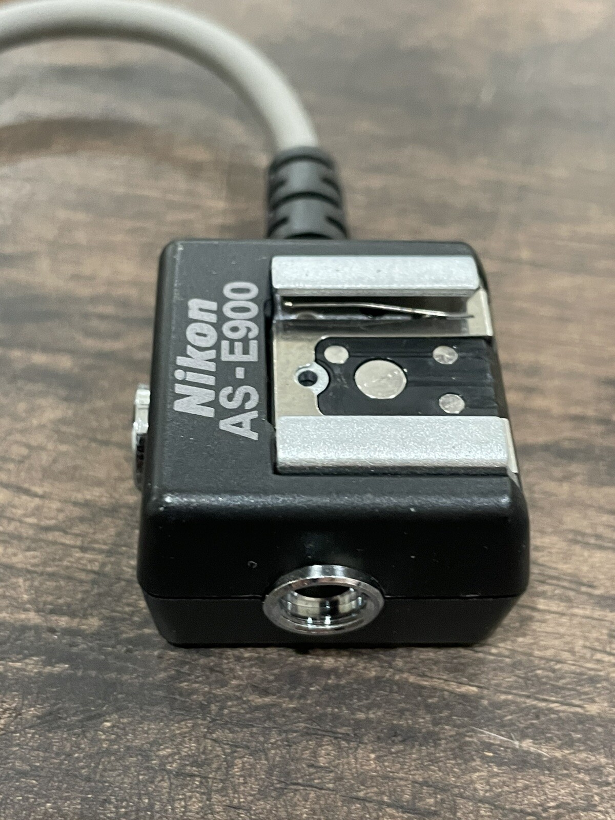 Nikon AS-E900 TTL Multi Flash Adapter for Coolpix (J1)