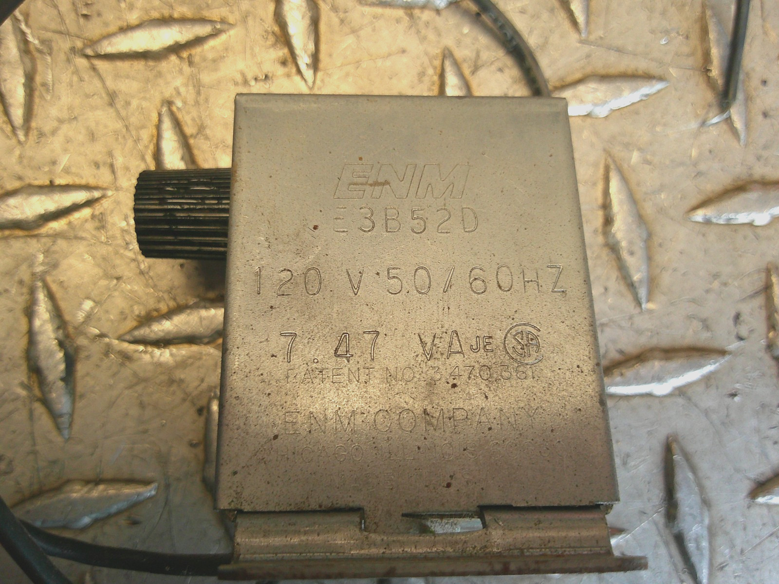 (1) ENM Chicago E3B52D Counter 115V AC