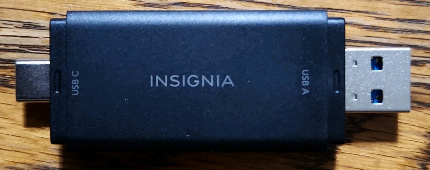 Insignia USB-C usb to SD microSD Memory Card Reader PC MAC Tablets ios Android