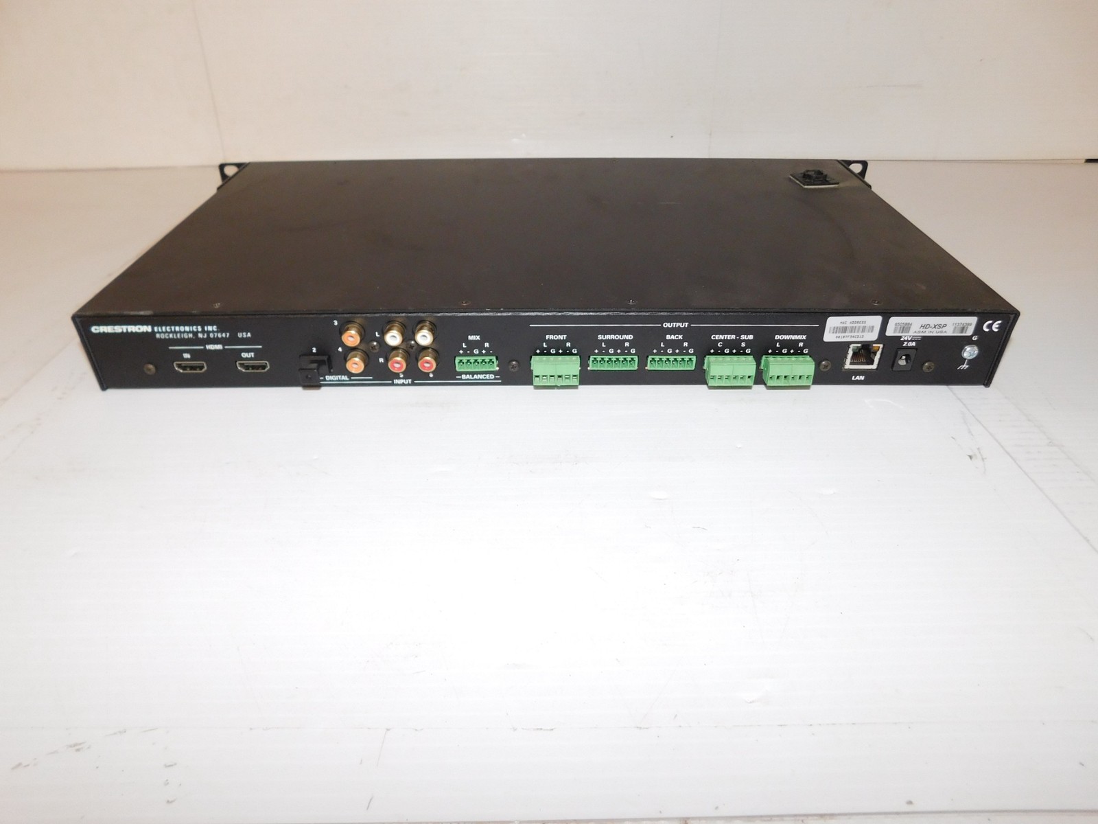 ^^ CRESTRON HIGH DEFINITION SURROUND PROCESSOR HD-XSP (PLM83)