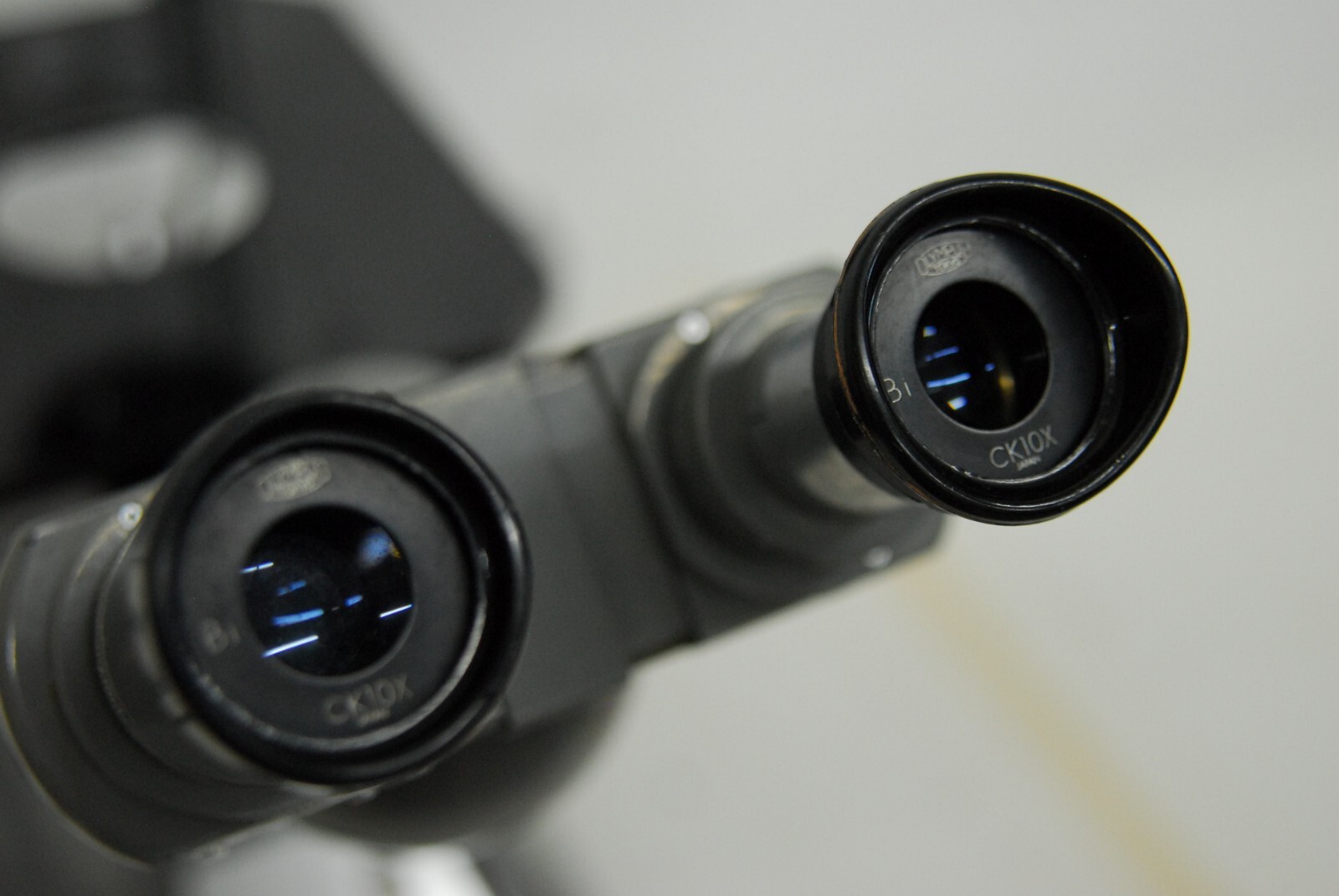 Olympus Tokyo CK Inverted Binocular Microscope W/ illuminator, objectives