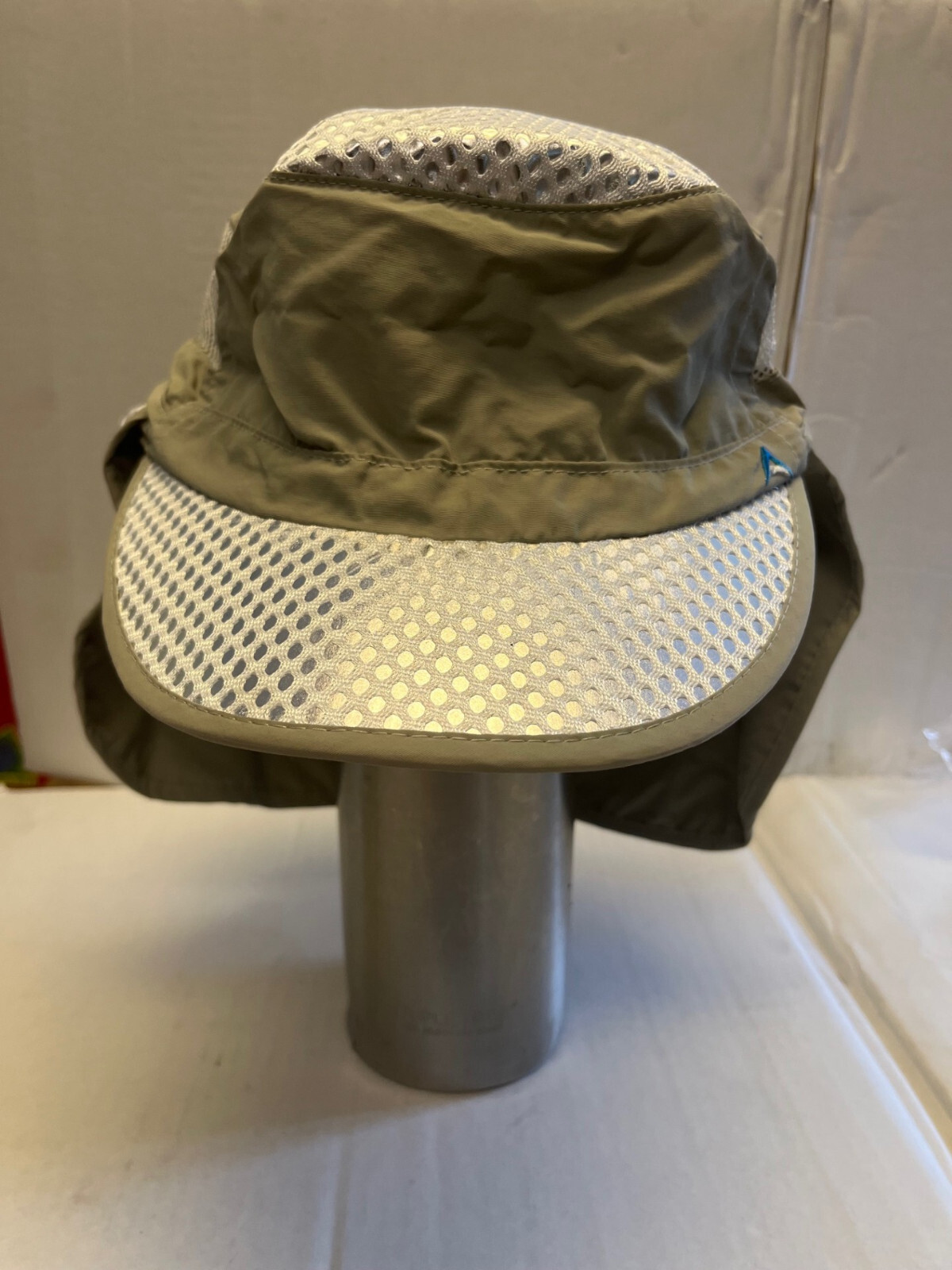 Alchemi Lab's Desert hat