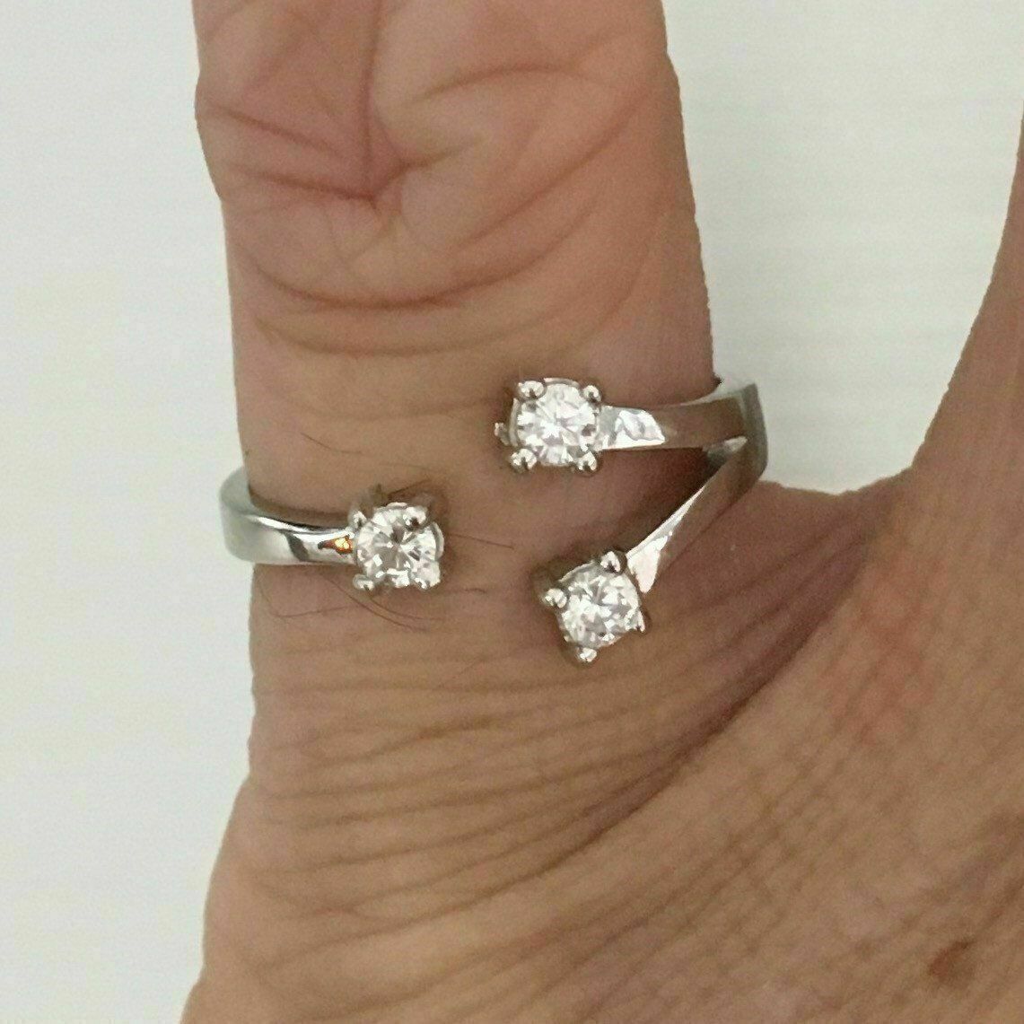 1Ct Round Lab-Created Diamond Adjustable 3 Stone Toe Ring 14K White Gold Finish