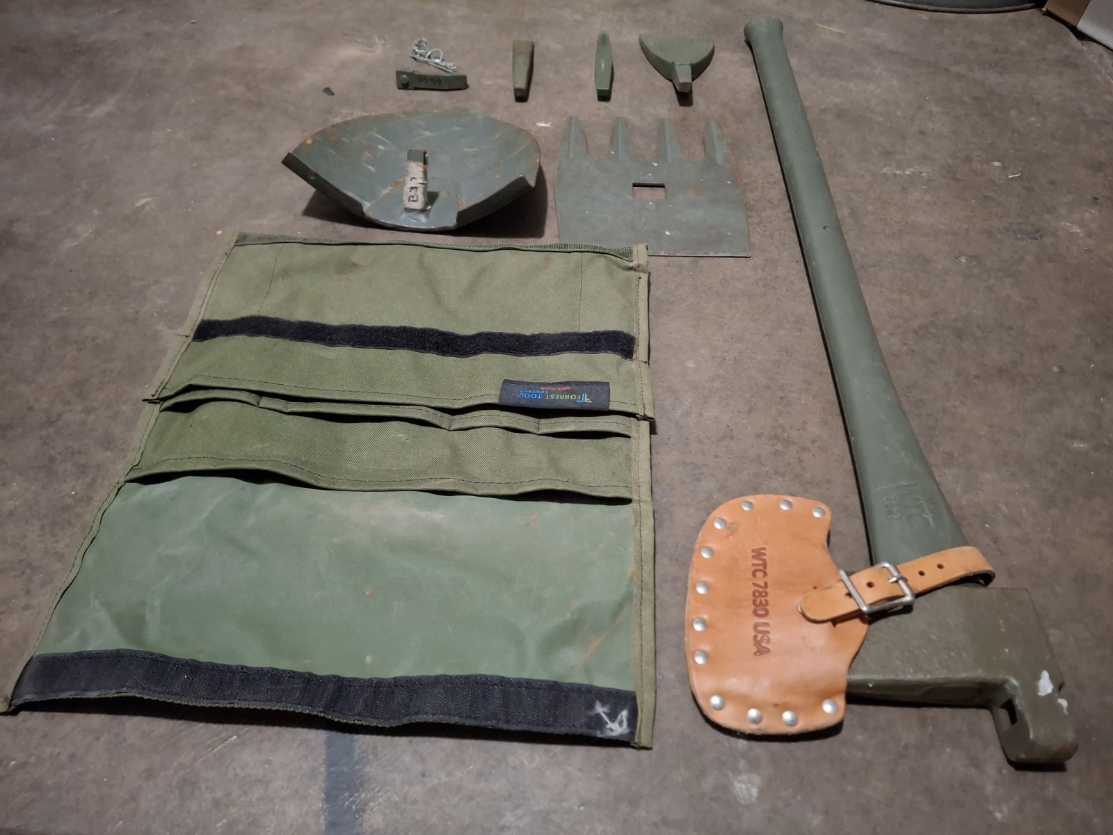MAX Military Multi Purpose Tool 7-in-1 Complete Kit Military Surplus Used