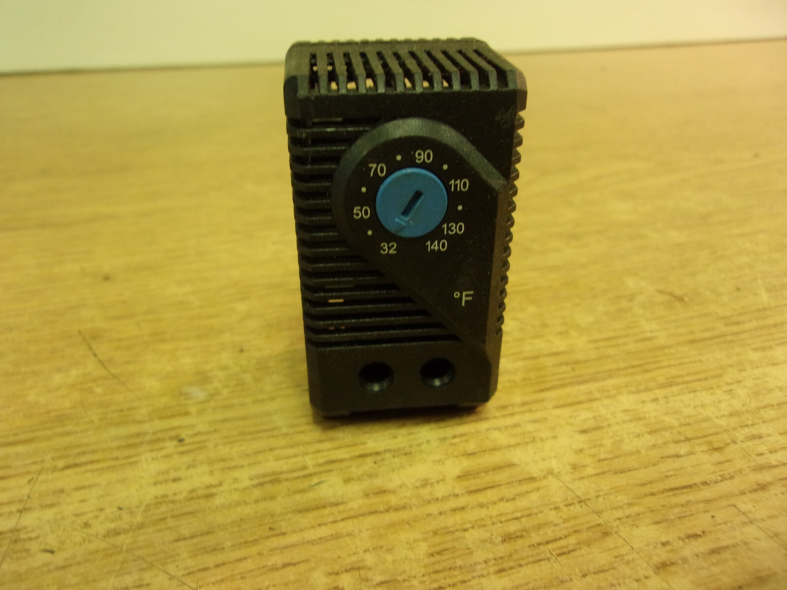 Hoffmann Cat # A-TEMNO Tempeture Control Switch