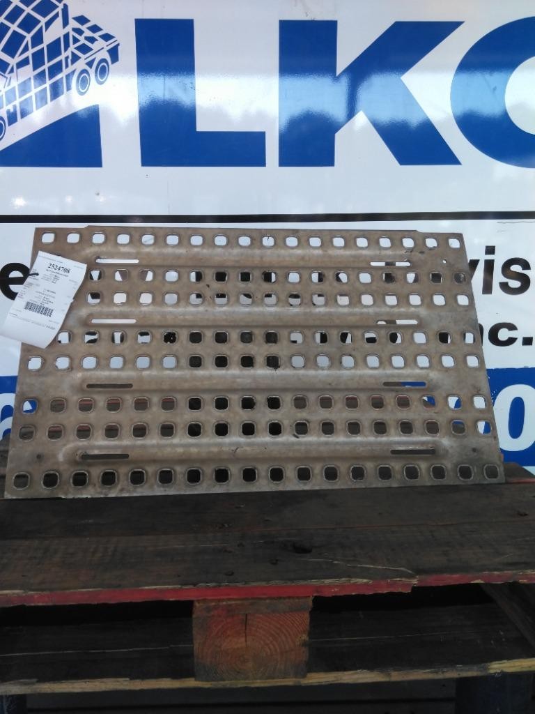 Replaces 2015 PETERBILT 579 DECK CATWALK ,  MS