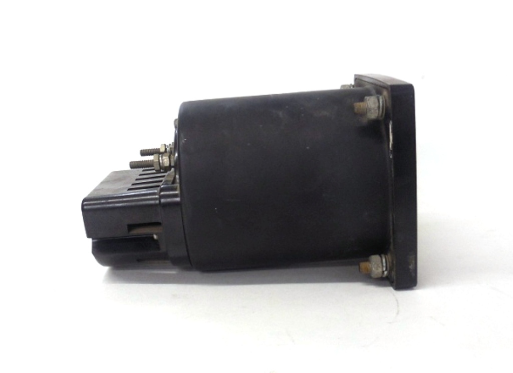 SQUARE D/ELCTROMAGNETIC IND. INC AC VOLTMETER EAIVB, 60 Hz, RANGE 0-600, FSV 150
