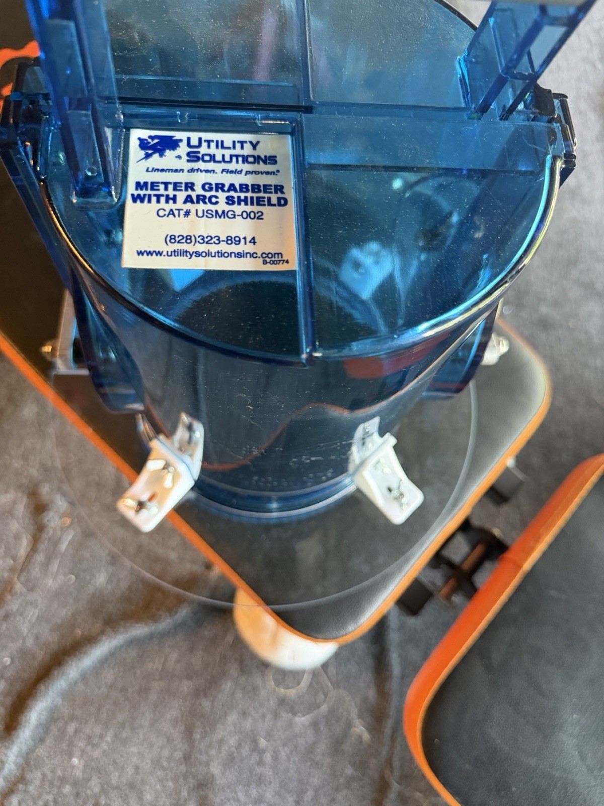 Utility Solutions USMG-001 Meter Graber, Single & Three Phase Meter Remove Tool