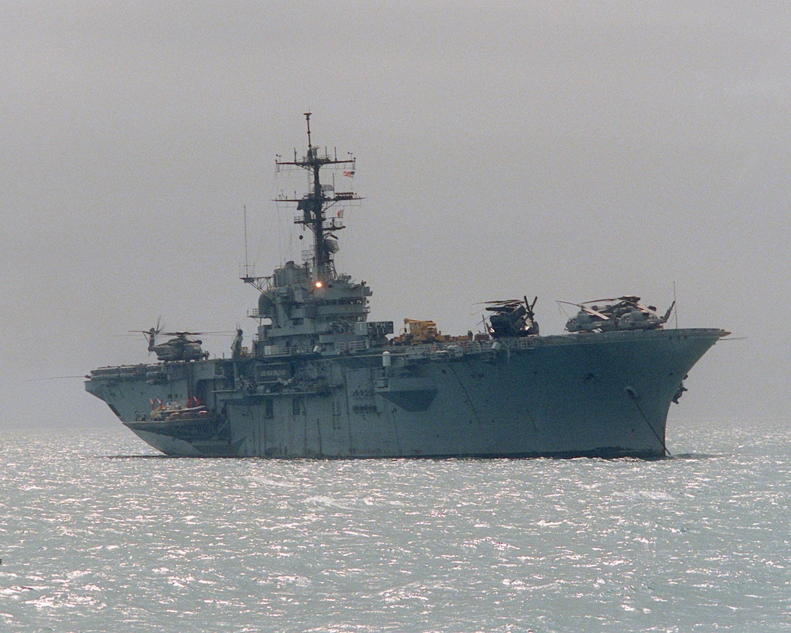 USS NEW ORLEANS 8X10 PHOTO LPH-11 NAVY USA MILITARY AMPHIBIOUS ASSAULT SHIP